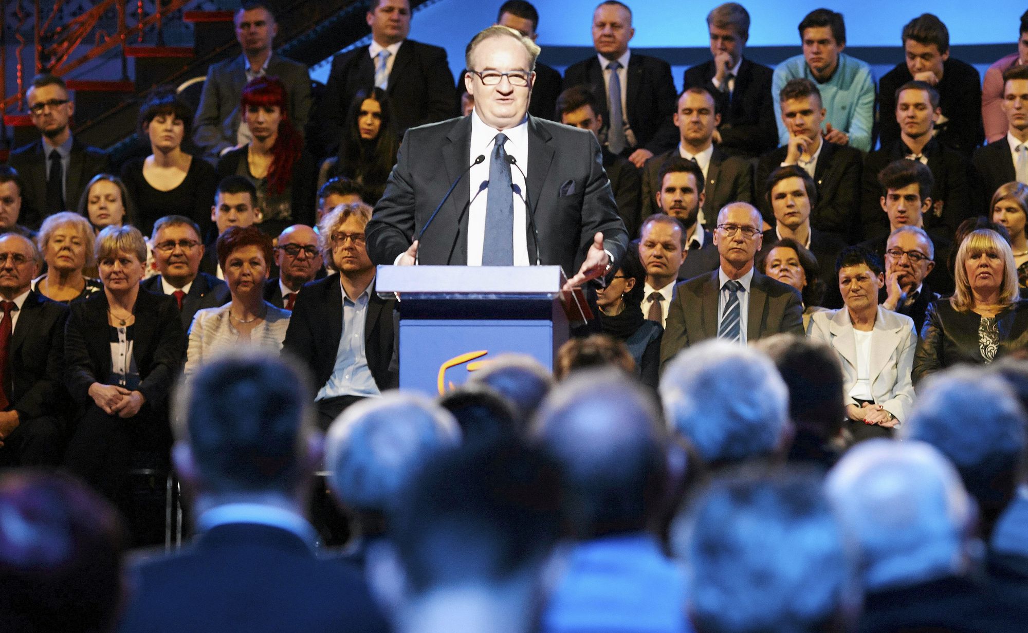 Saryusz-Wolski opuścił 15 proc. głosowań