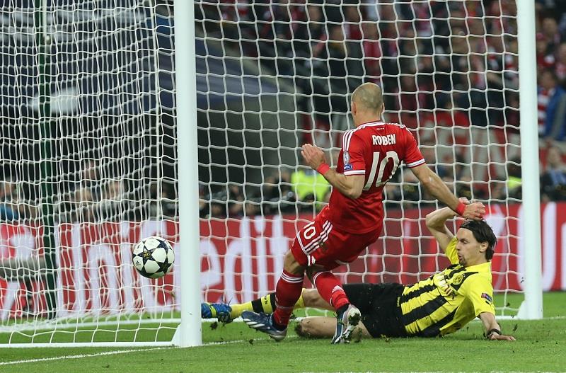 bayern vs borussia finał ligi mistrzów robben subotic ratuje bramkę Friso Gentsch