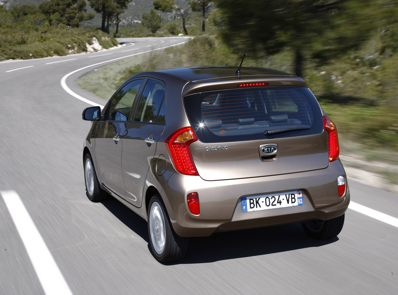 Nowa Kia Picanto pędzi do Polski