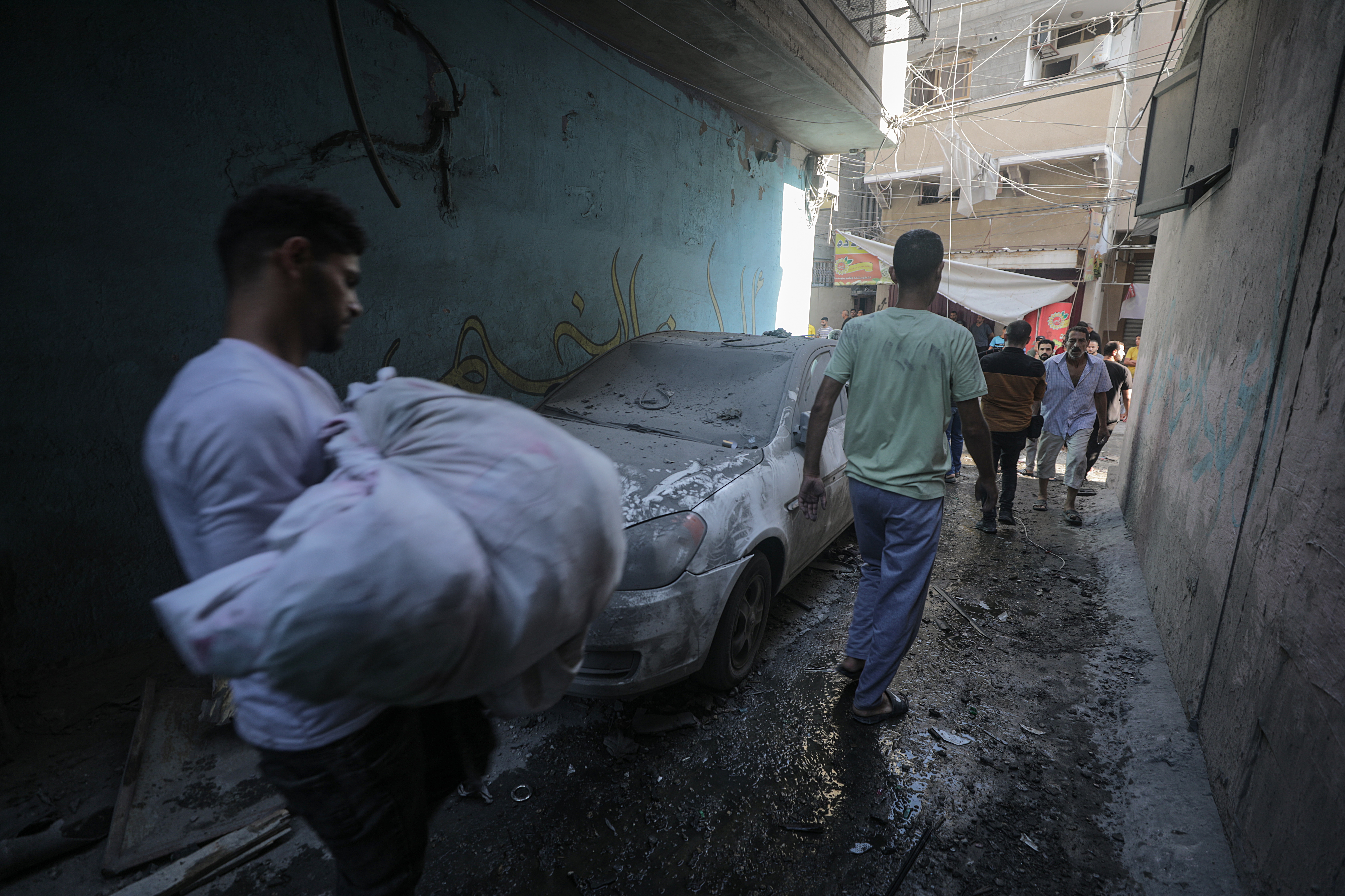 Mint egy zombifilm: megerősítették, hogy csecsemőket fejeztek le a Hamász terroristái – videó