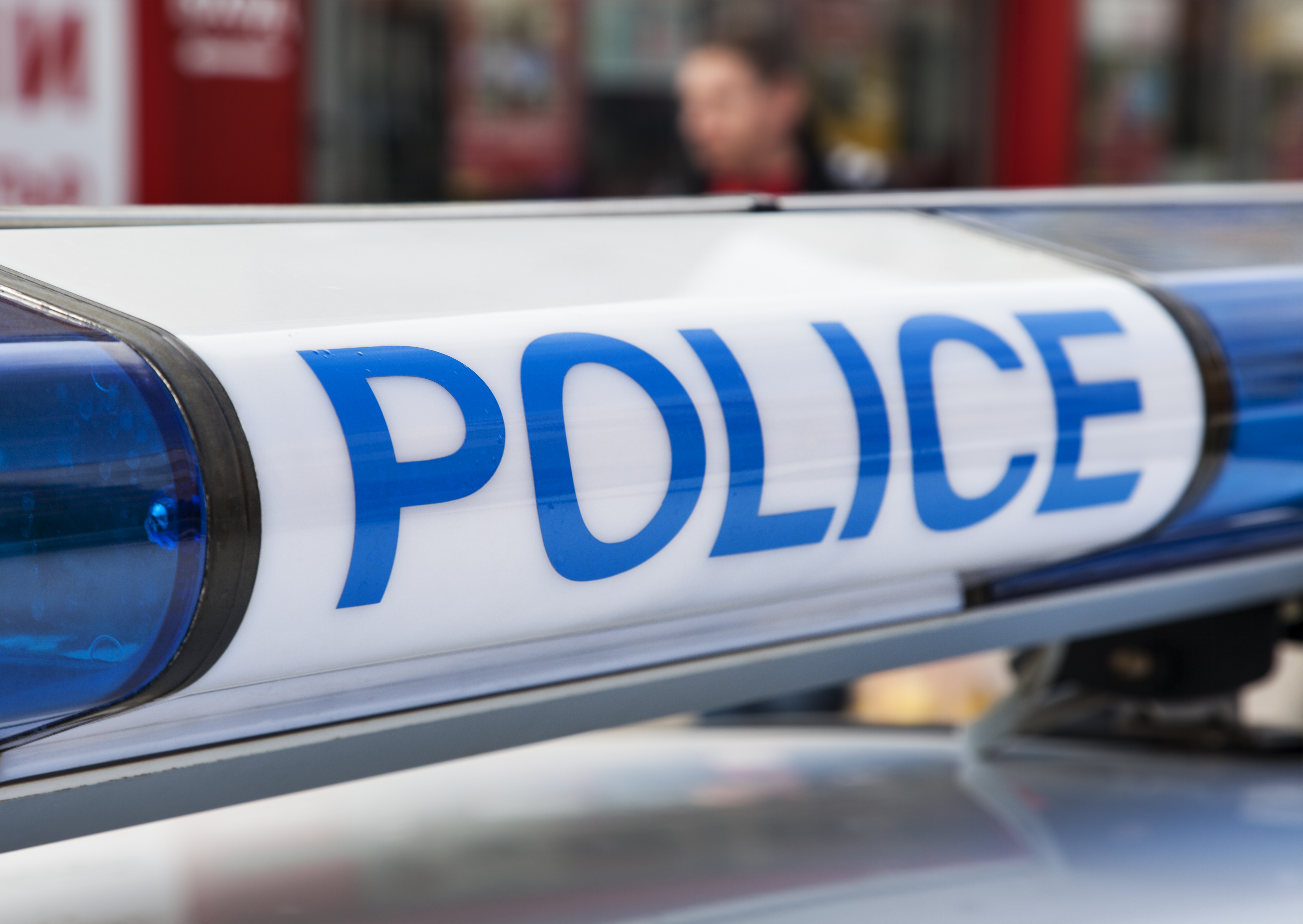 Kétszáz rendőr kutat egy csecsemő után Brightonban - Blikk