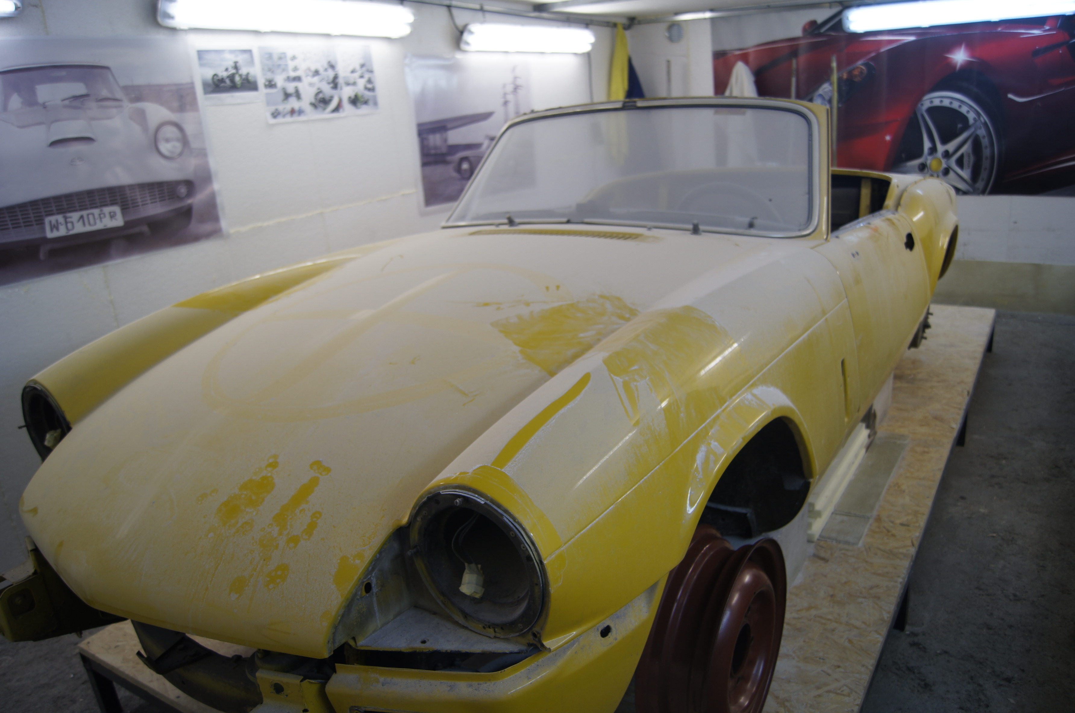 Syrena sport powstała na bazie brytyjskiego triumfa spitfire, od którego pochodzi także serce, czyli...