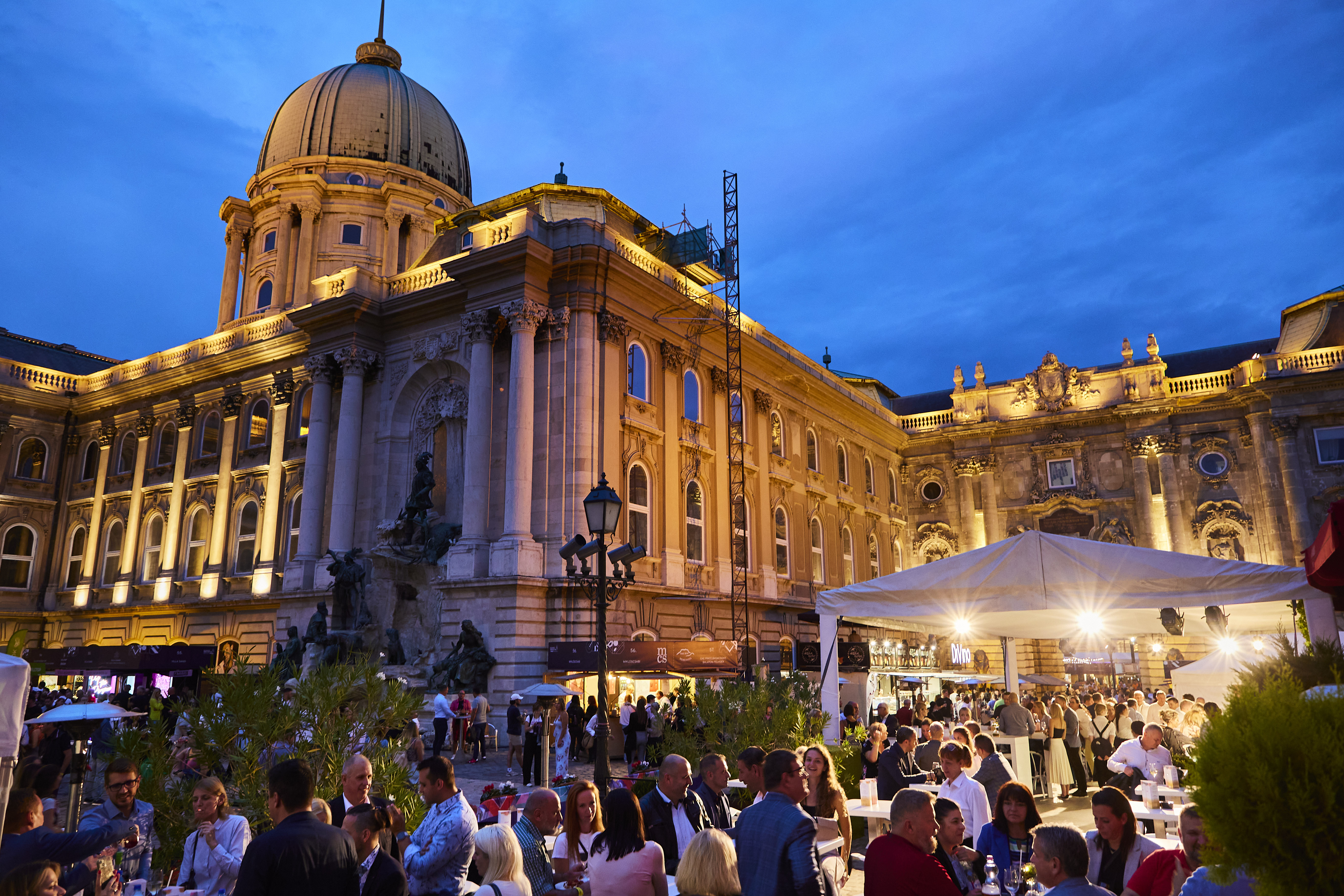 Vásároljon a SPAR-ban és vegyen részt féláron a Budapest Borfesztiválon!