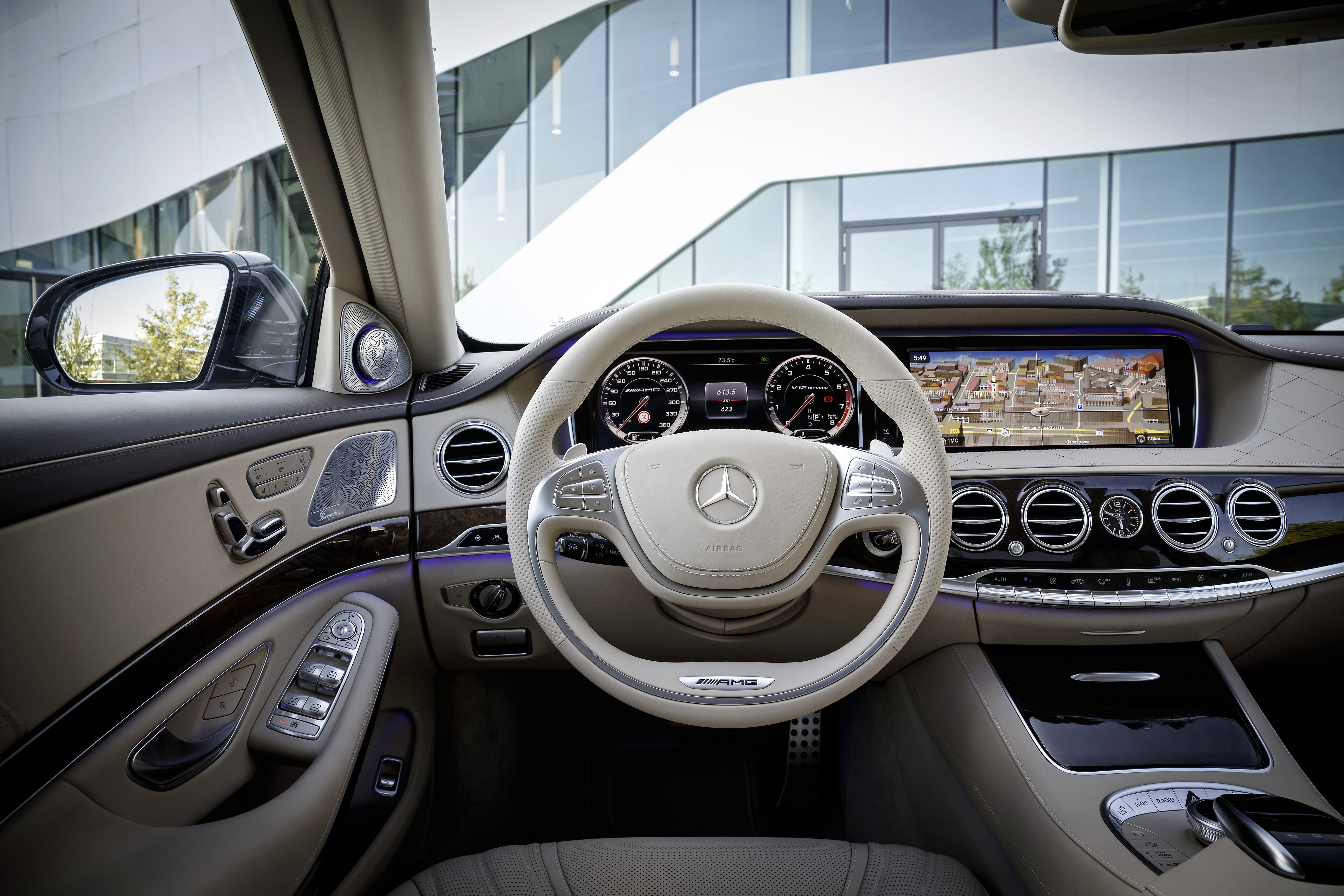 Mercedes S65 AMG
