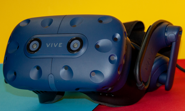 HTC Vive Pro im Test: Teures VR-Erlebnis mit Schwächen | TechStage
