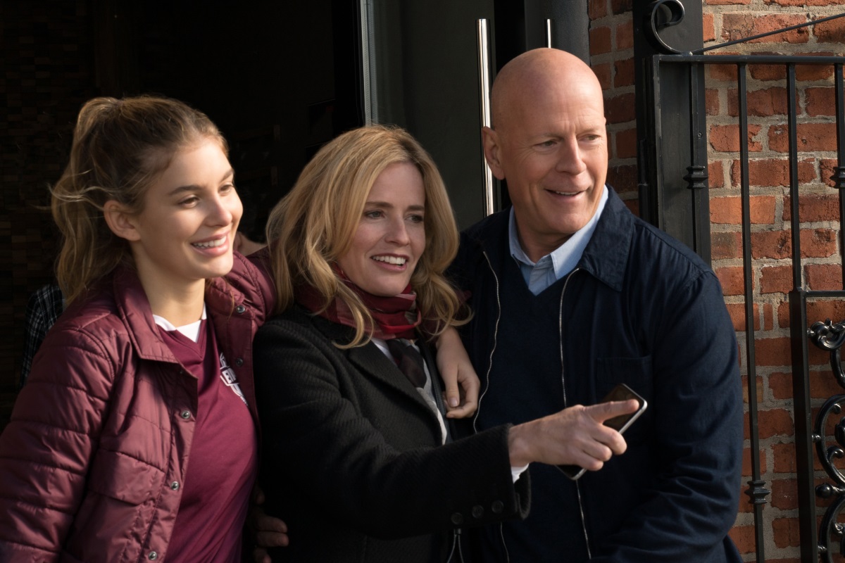 Bruce Willis i Elisabeth Shue w filmie