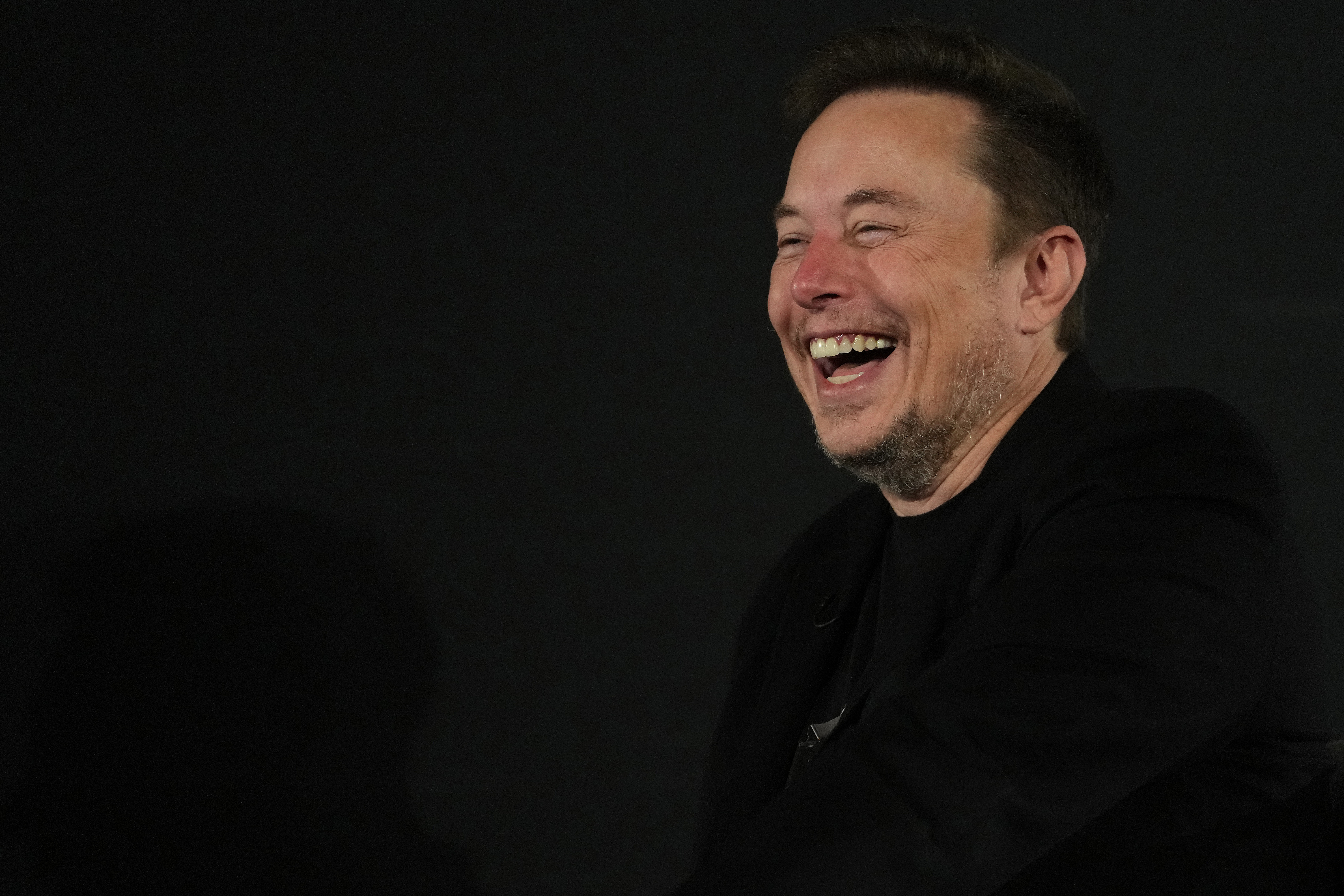 Elon Musk teljesen tönkretette egy 22 éves fiatal életét miután hamis dolgokat állított róla a Twitteren - gigaperre számíthat a techguru