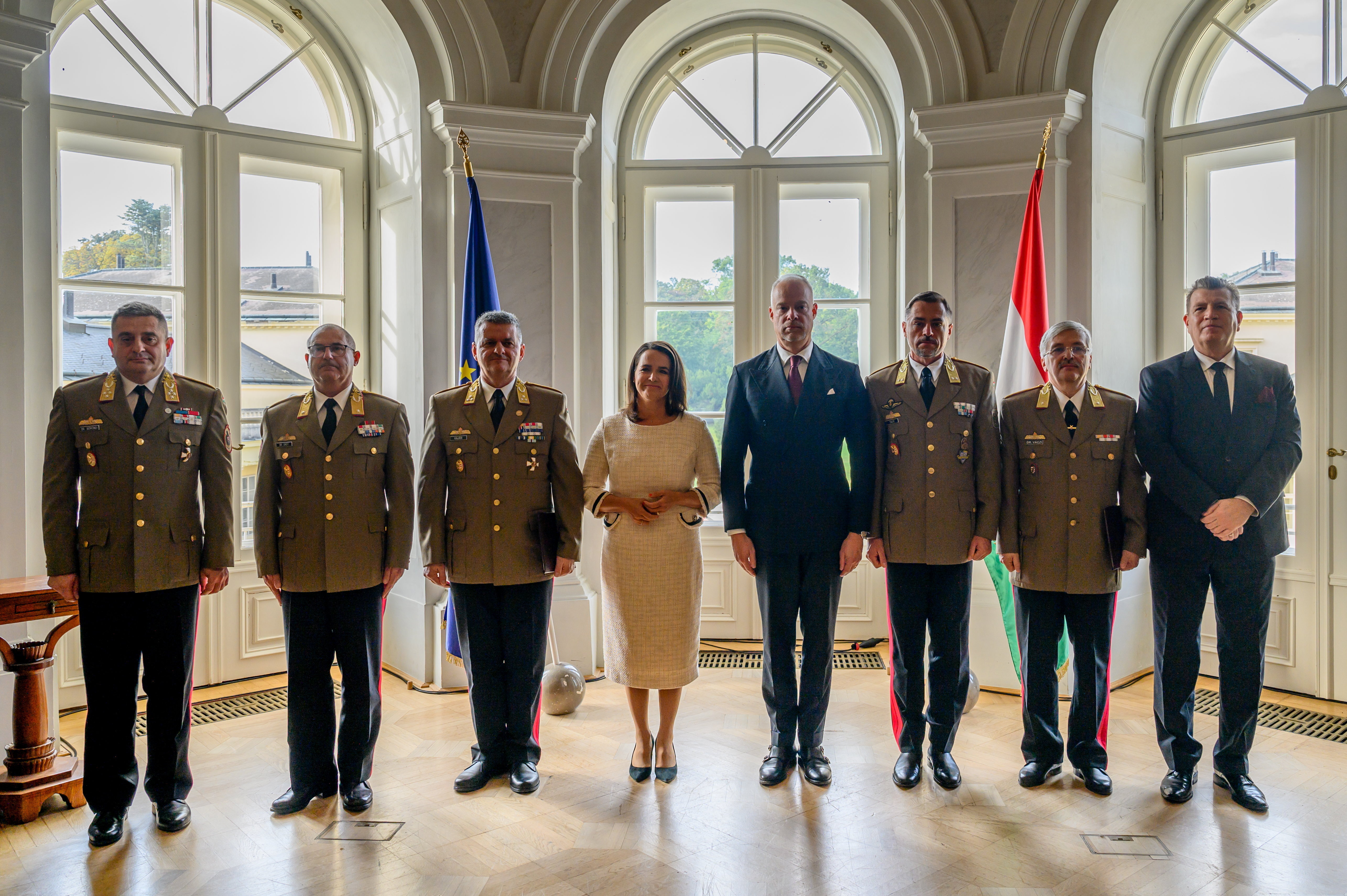 Novák Katalin előléptetéseket és kinevezéseket írt alá az éjjel, itt a lista