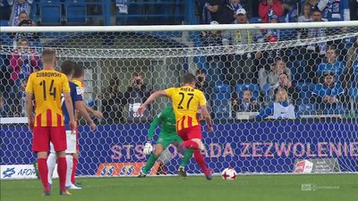 Lech - Korona (1:0): Putnocky bohaterem Lecha! Bramkarz zatrzymał strzał Kiełba z rzutu karnego!