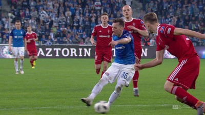 Lech - Górnik Z. (3:1): Majewski stawia kropkę nad "i"! Lech liderem Ekstraklasy po rundzie zasadniczej