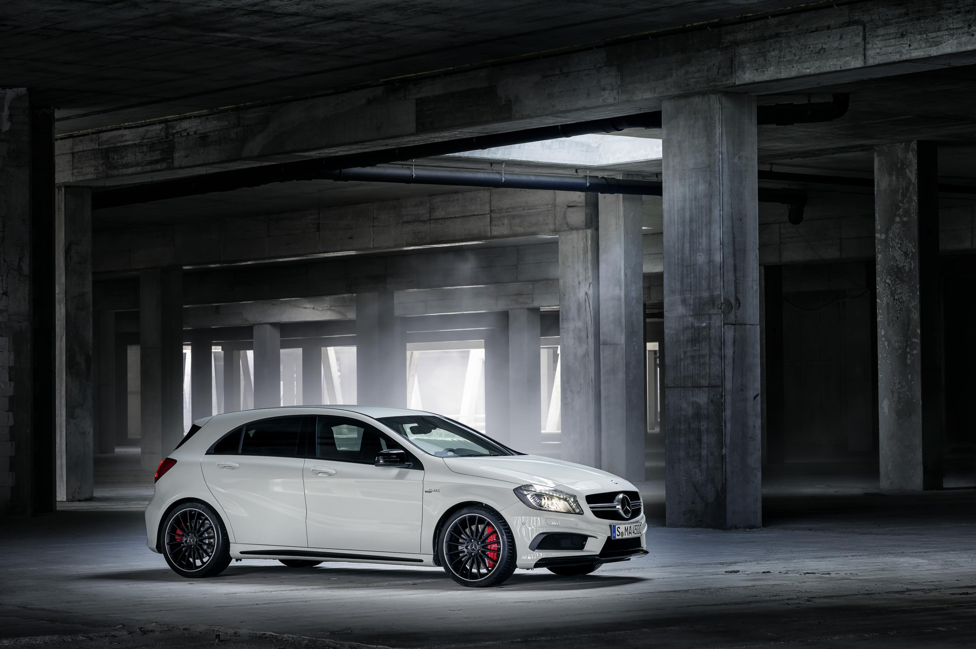 Mercedes A 45 AMG