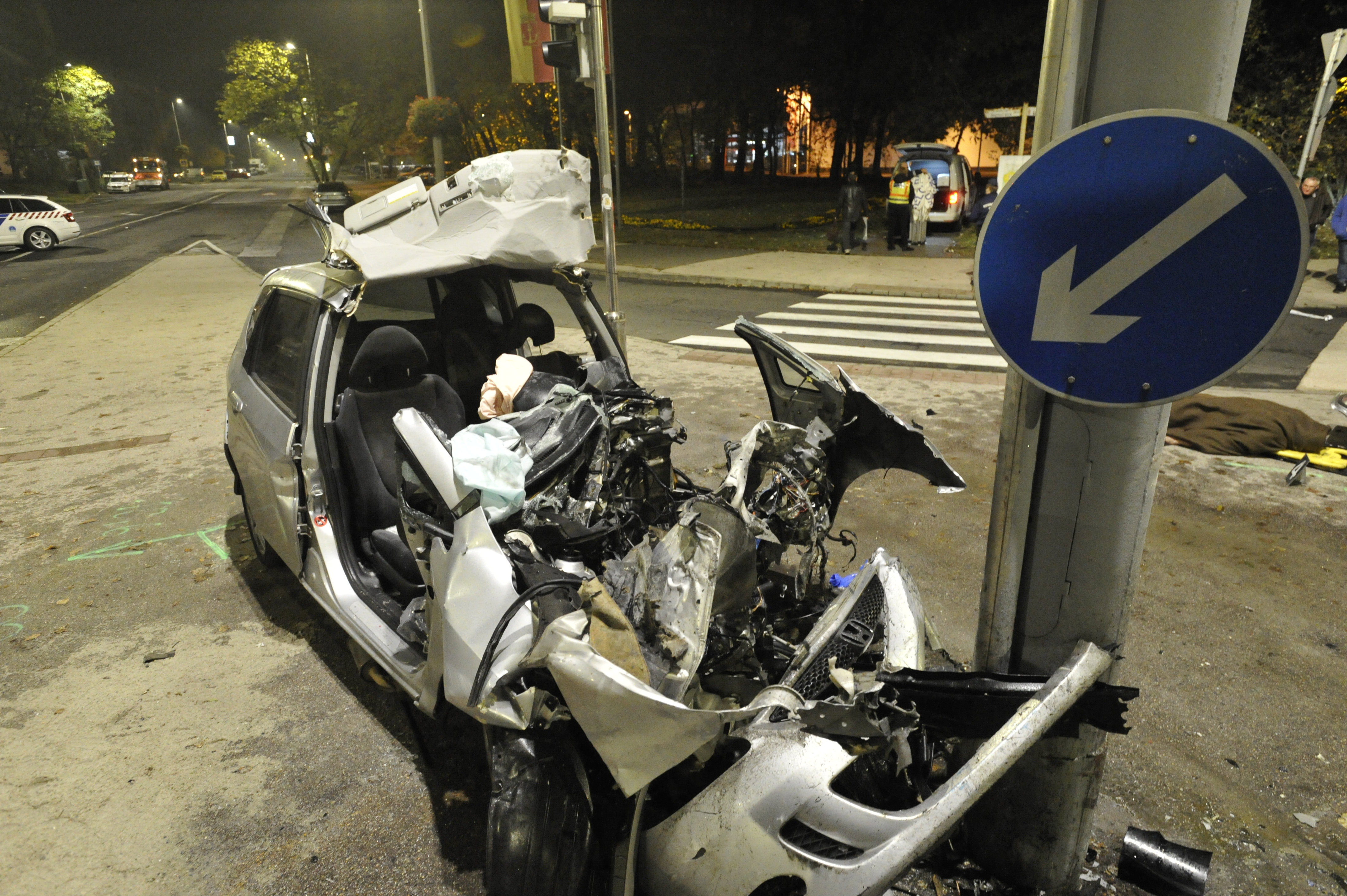 Sokkoló: a kamerán látták a rendőrök a hajnalban történt újpesti halálos  autóbalesetet - Blikk