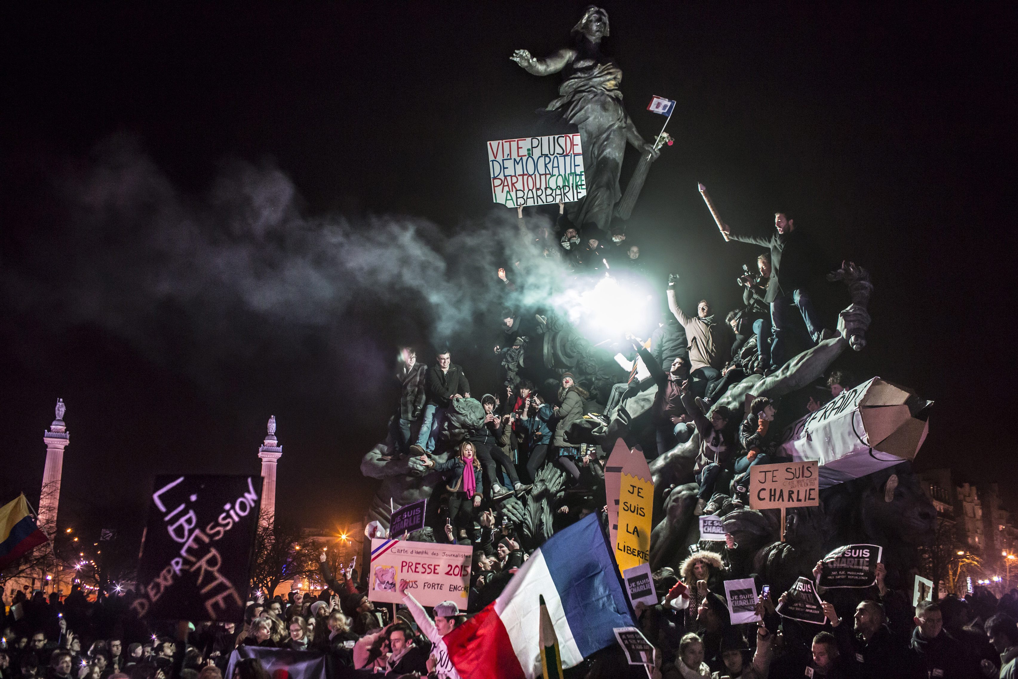 Antyterrorystyczna demonstracja we Francji