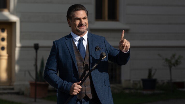 Árpa Attila beszólt a kanapéhuszároknak és nagy bejelentést tett Az Árulókról – videó