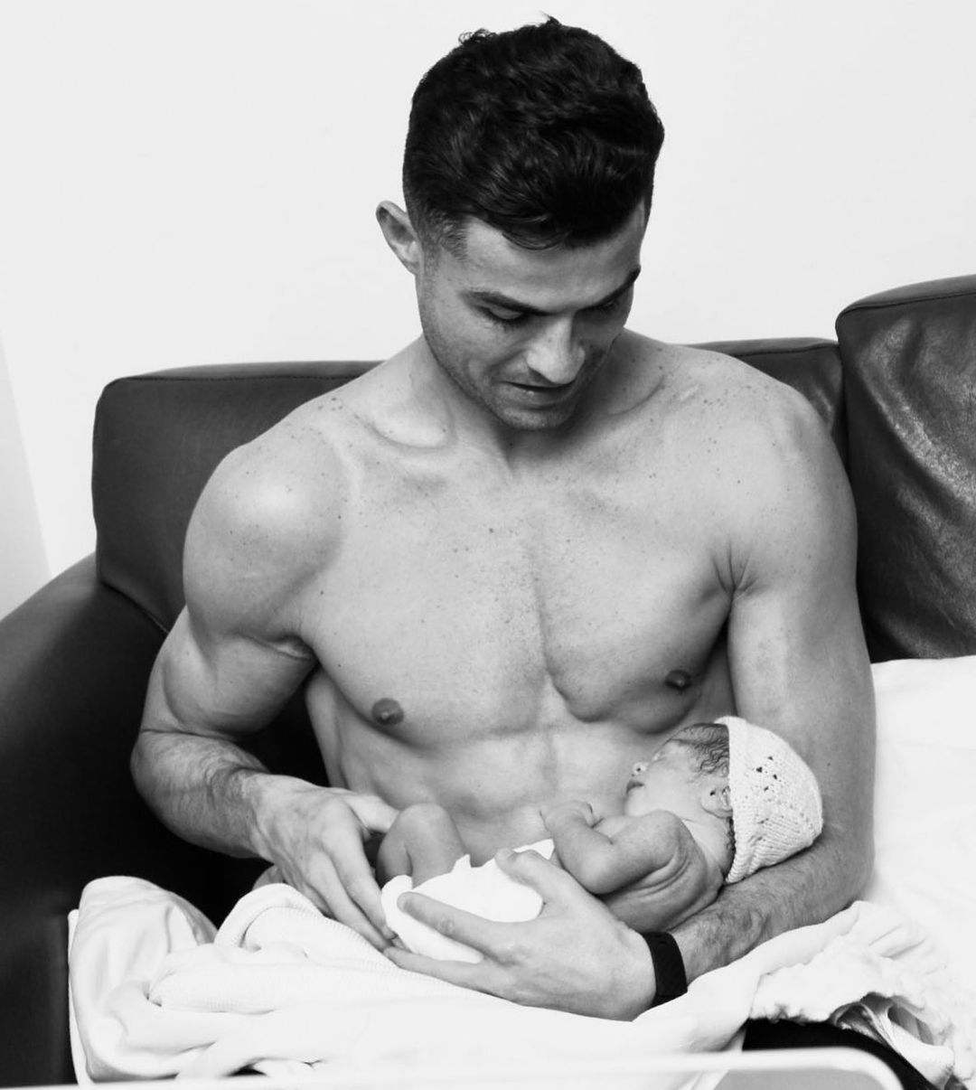 Cristiano Ronaldo posts adorable picture on Instagram welcoming his baby girl