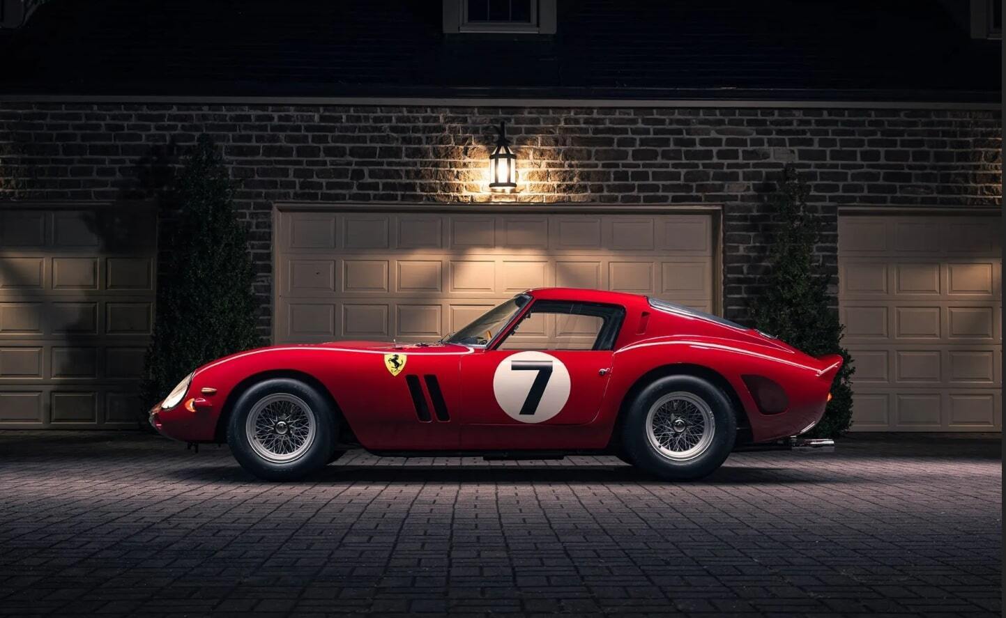 Őrült összegért talált gazdára egy aukción ez a különleges, 1962-es Ferrari - galéria