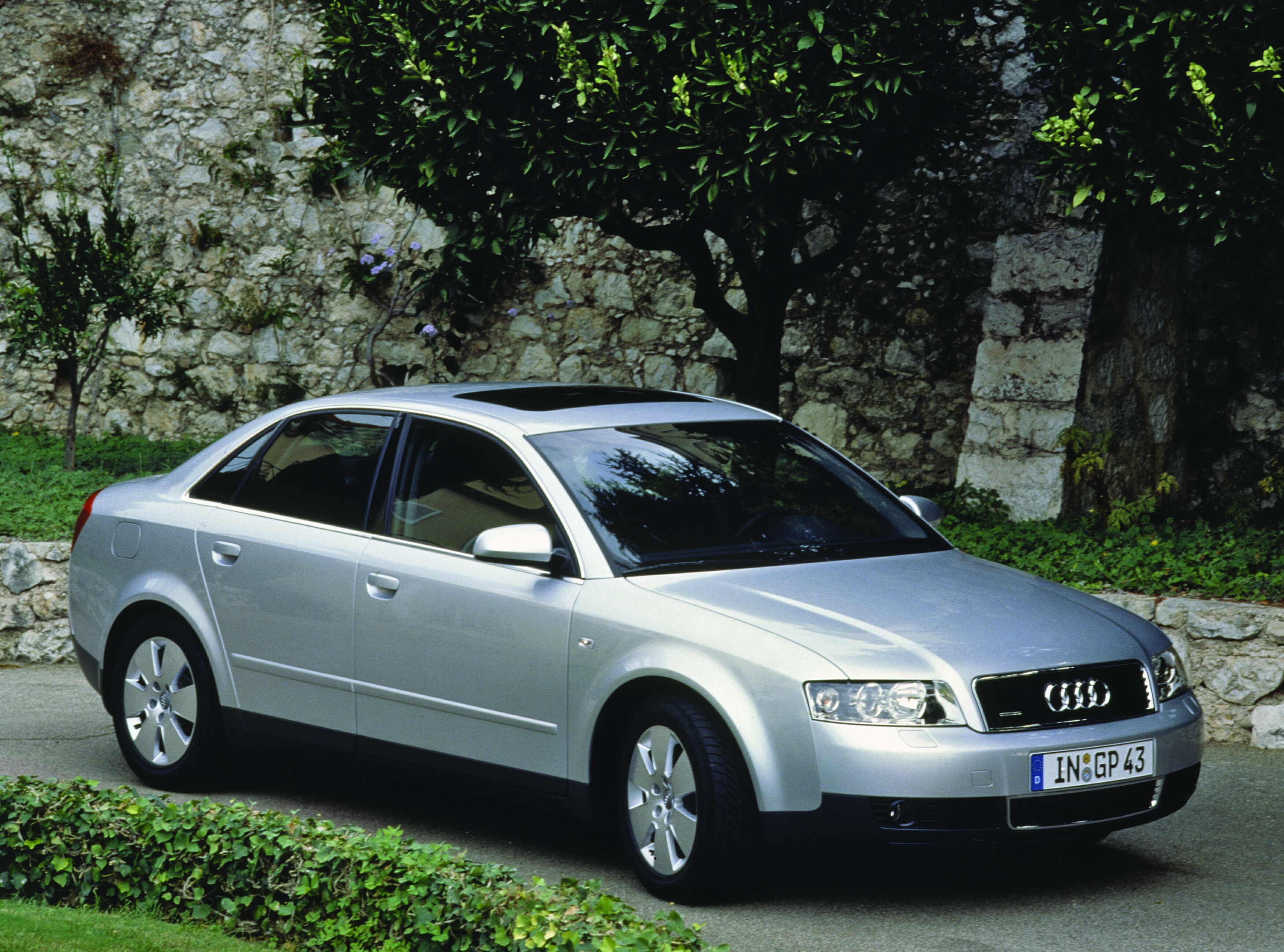 Na drugiej pozycji jeśli chodzi o popularność wśród polskich kierowców jest marka Audi. Najbardziej poszukiwane używane modele niemieckiego producenta to kolejno: A4 (najlepiej typoszereg B6), A6 (najchętniej C6).