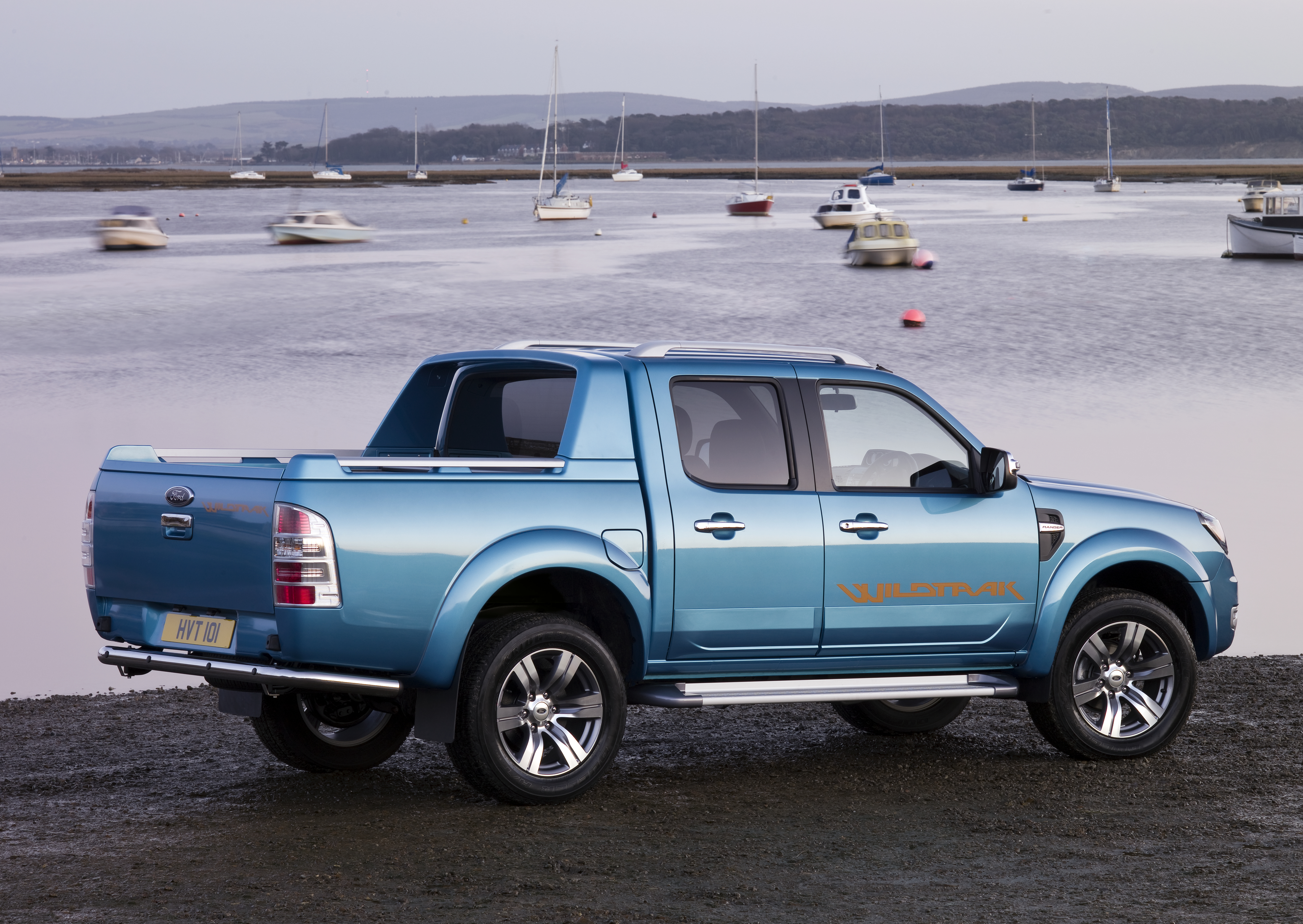 Nowo oszlifowany ford ranger zadebiutuje na deskach marcowego salonu samochodowego w Genewie. Sprzedaż ruszy na przełomie drugiego i trzeciego kwartału 2009 roku