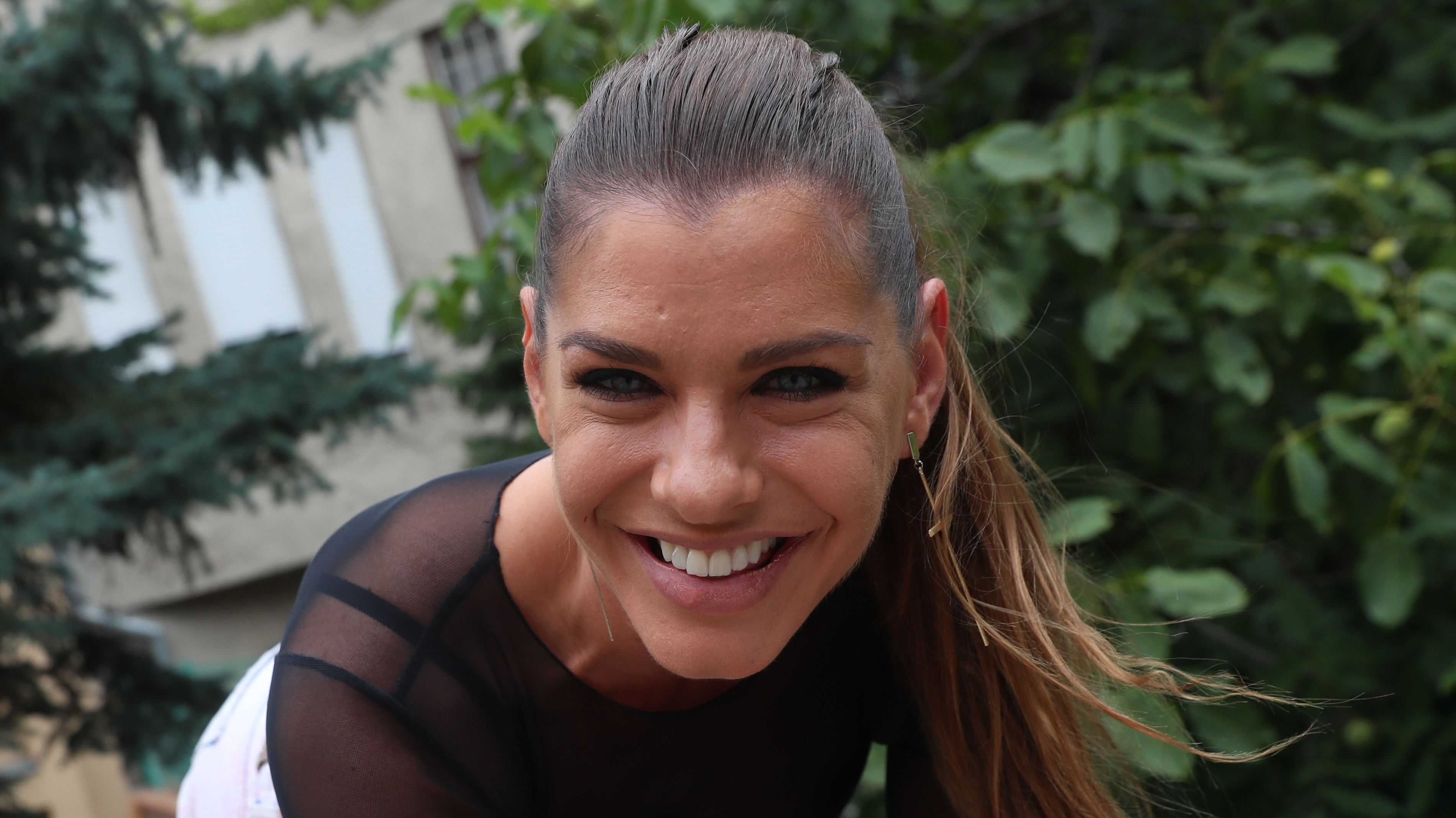 "Épp lángost sütöttem, a tésztát gyúrtam, amikor beindult" - Dér Heni mindent elárult a szüléséről, így hozta világra második gyermekét