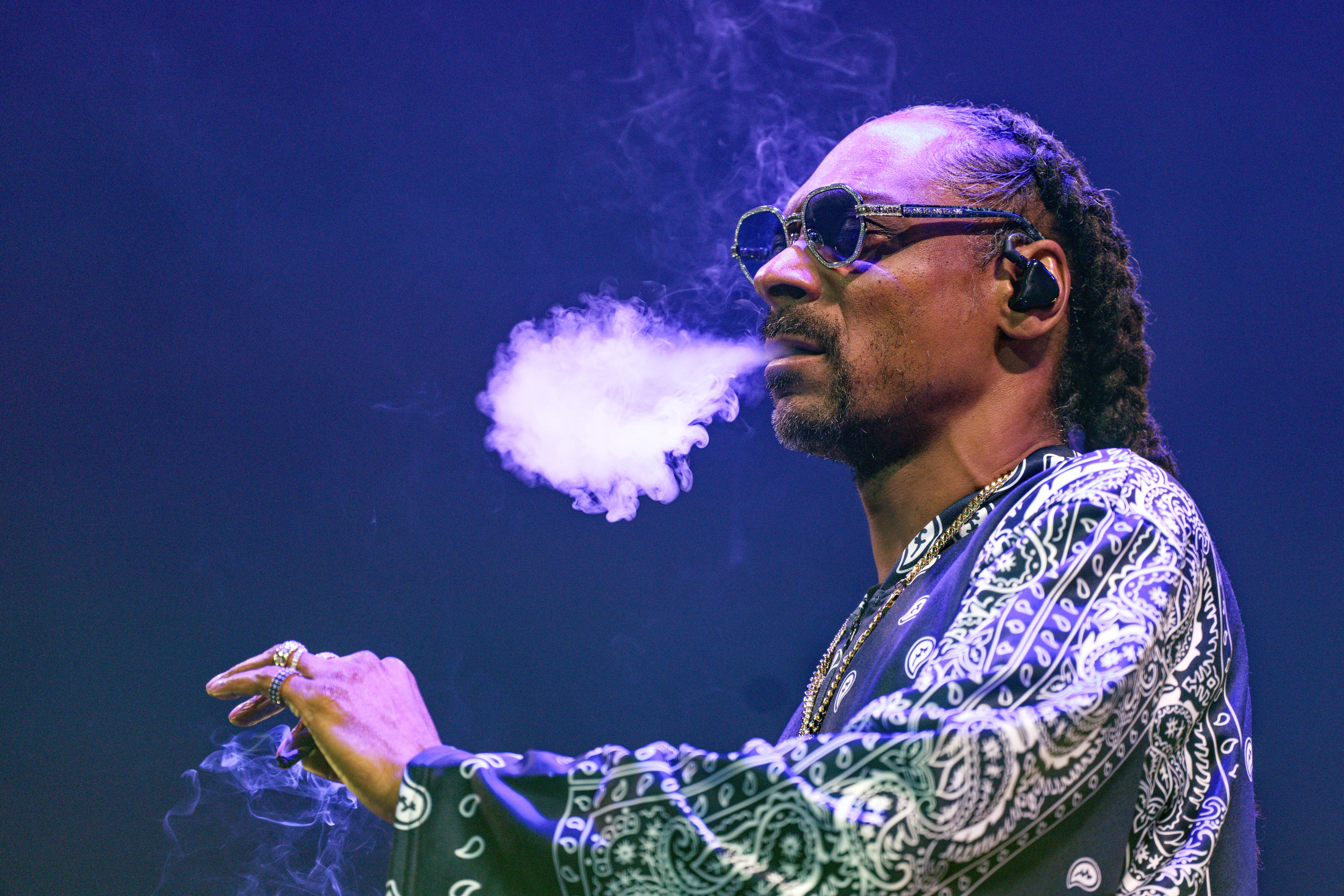 Ez igaz lehet? Snoop Dogg az imént kiírta az Instájára, hogy leáll a szívással