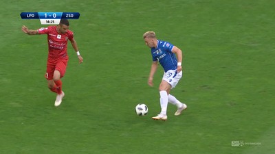 Lech - Zagłębie S. (1:0): Jóźwiak trafia w poprzeczkę! Próba dośrodkowania, rykoszet i o dużym szczęściu może mówić Kudła
