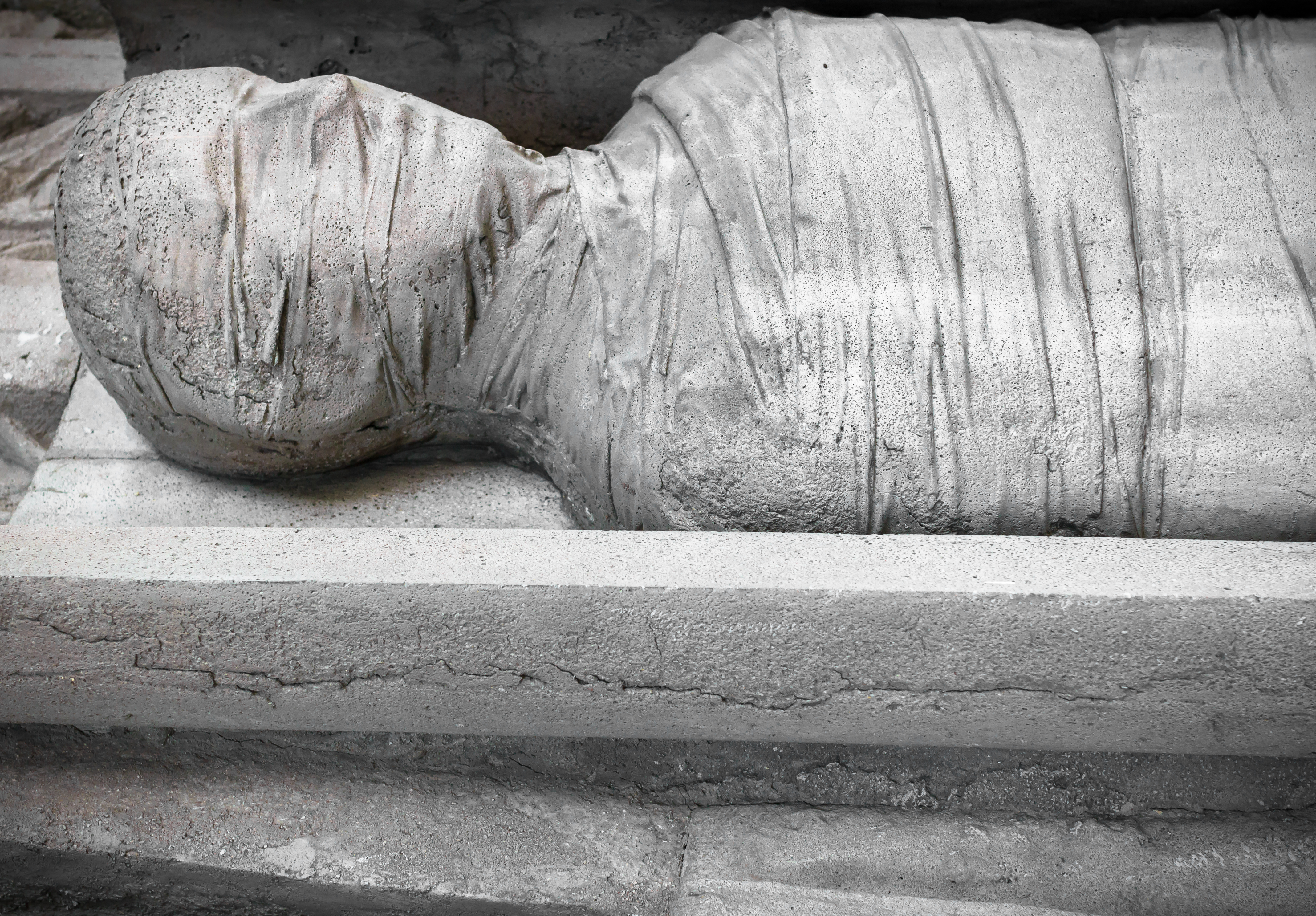 Végre eltemették a múmiát: 128 év után sikerült azonosítani egy férfit