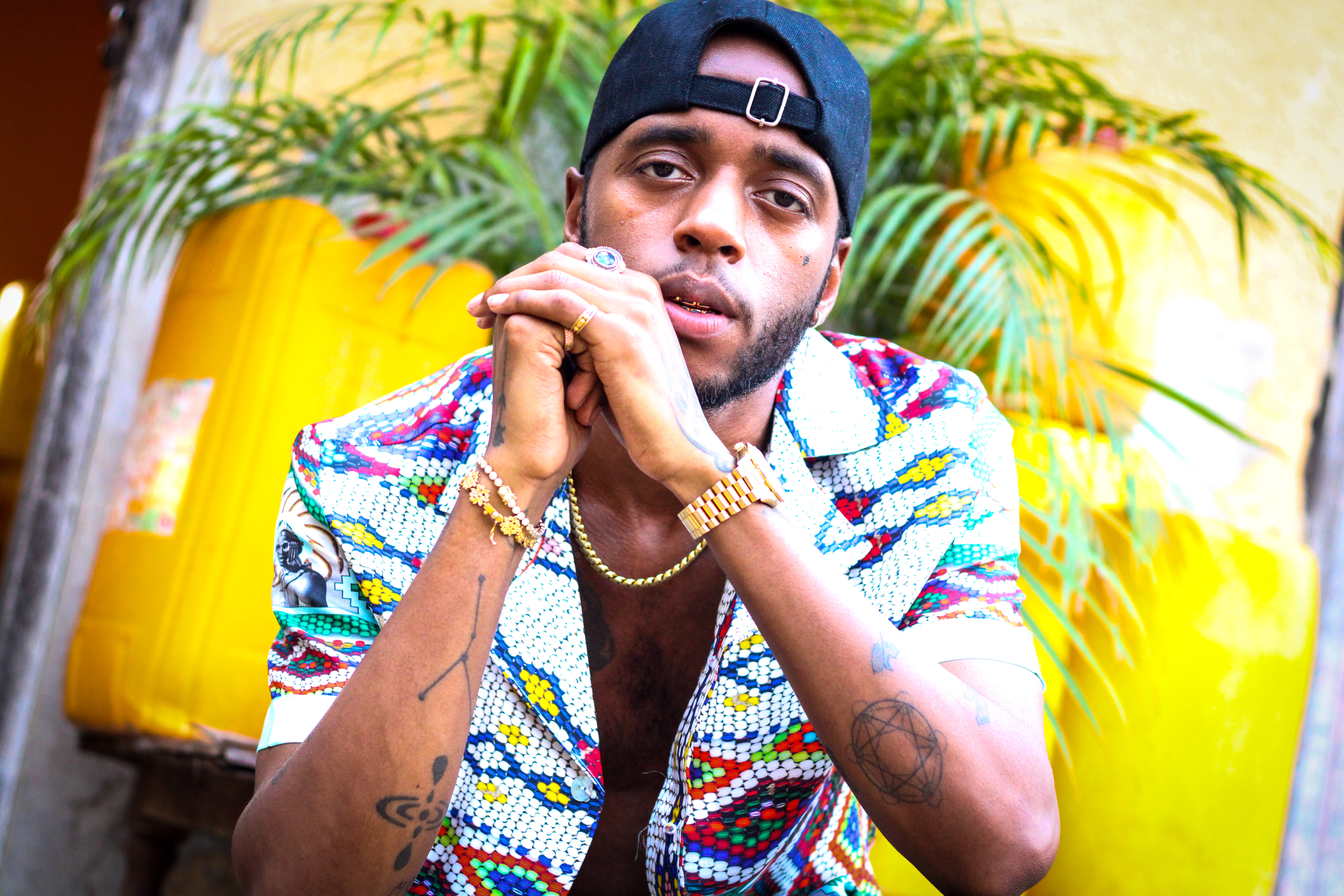 LVRN’s 6lack features on Manny Norte’s hot new track, “4am”, alongside Rema & Tion Wayne