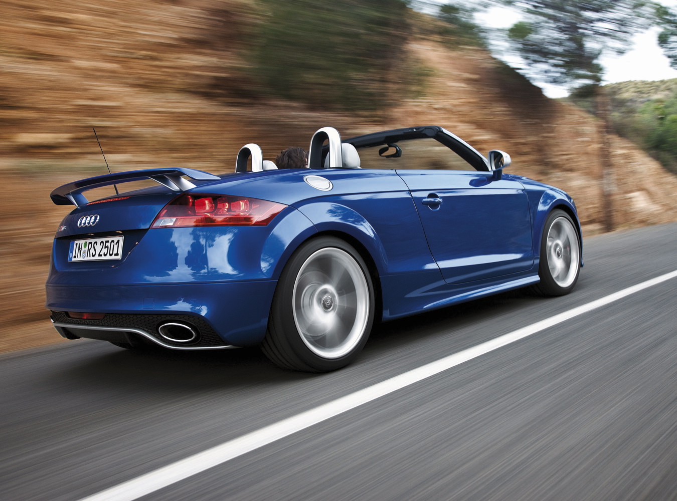 Oto Audi TT RS - wyczynowiec z pięcioma cylindrami