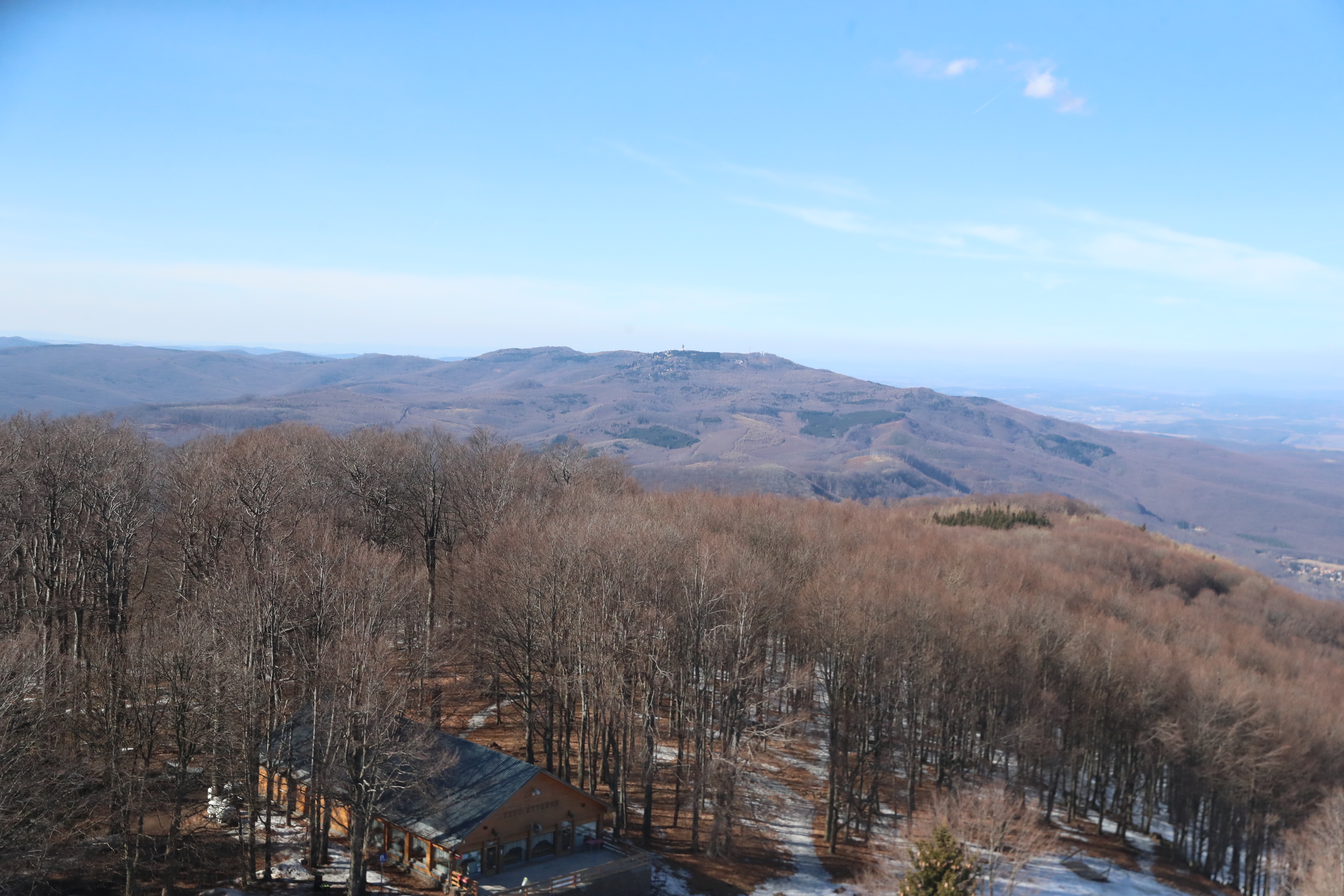 Döbbenetes rekord született vasárnap Kékestetőn: 82 éve nem volt ennyire alacsony maximum-hőmérséklet