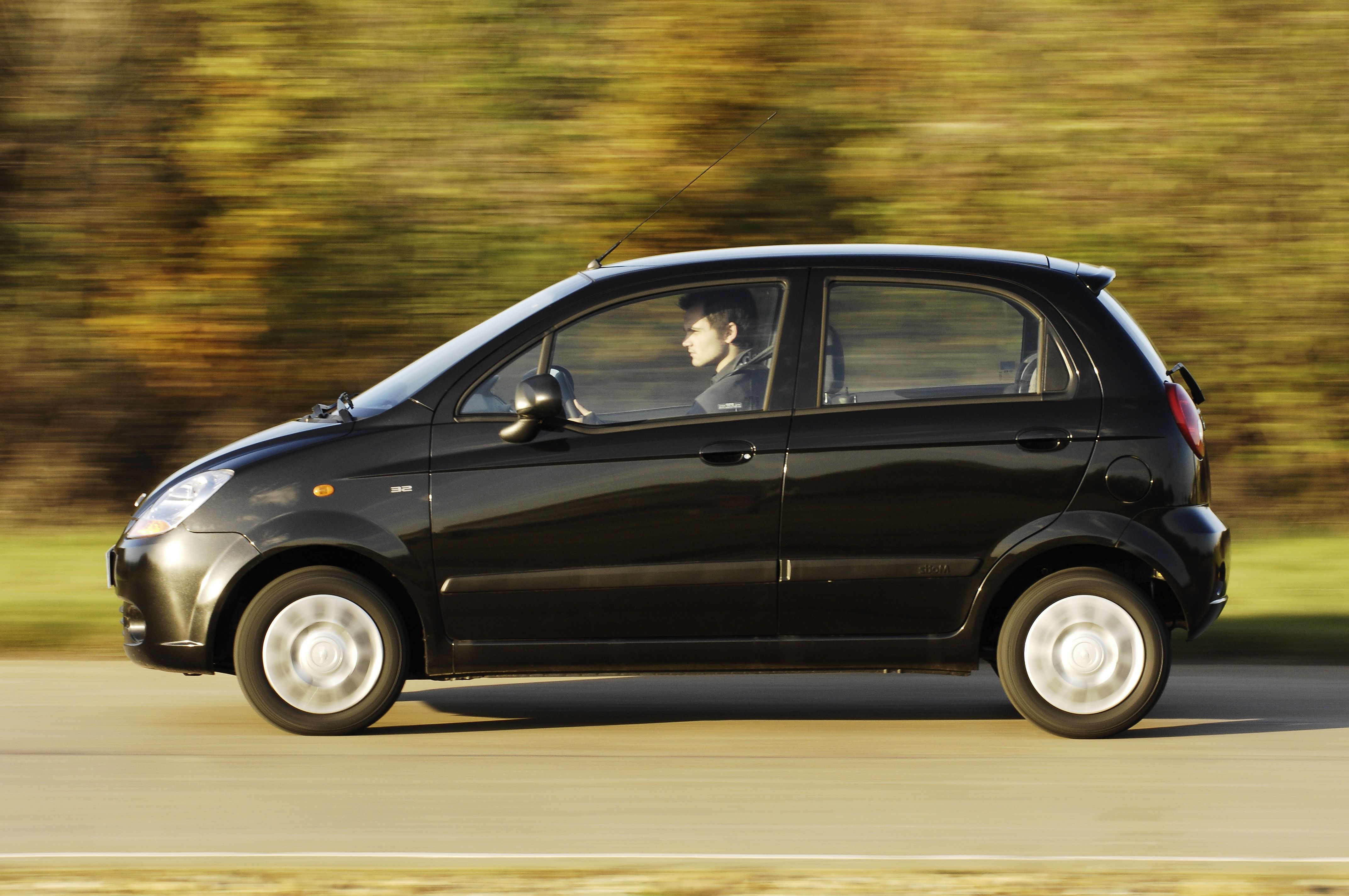 Średni wynik usterkowości w tej grupie wiekowej wynosi 20,1 proc. Chevrolet spark/matiz - 28,8 proc. Przeciętny przebieg - 65 tys. km