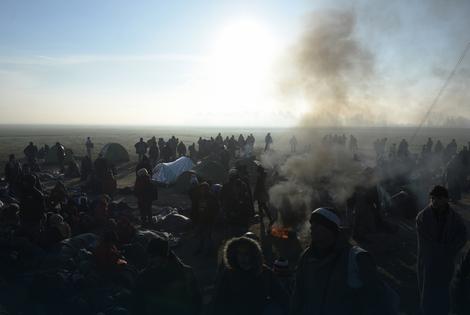 Blokada izbeglica na granici Grčke i Makedonije