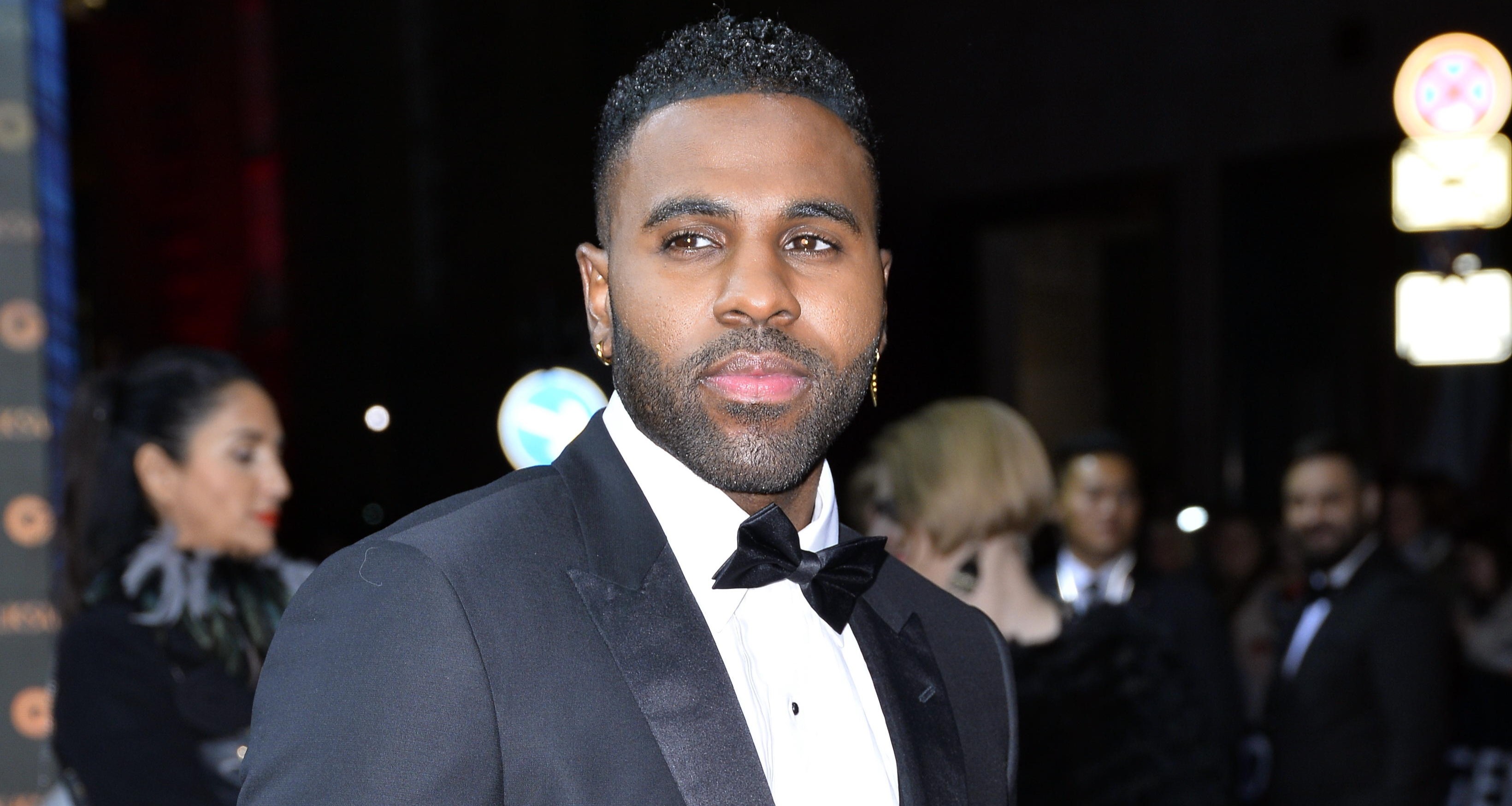 Mi történik itt? Újabb világsztárt vádolnak szexuális zaklatással: kecskeáldozat és kábítószer is szerepel a perben