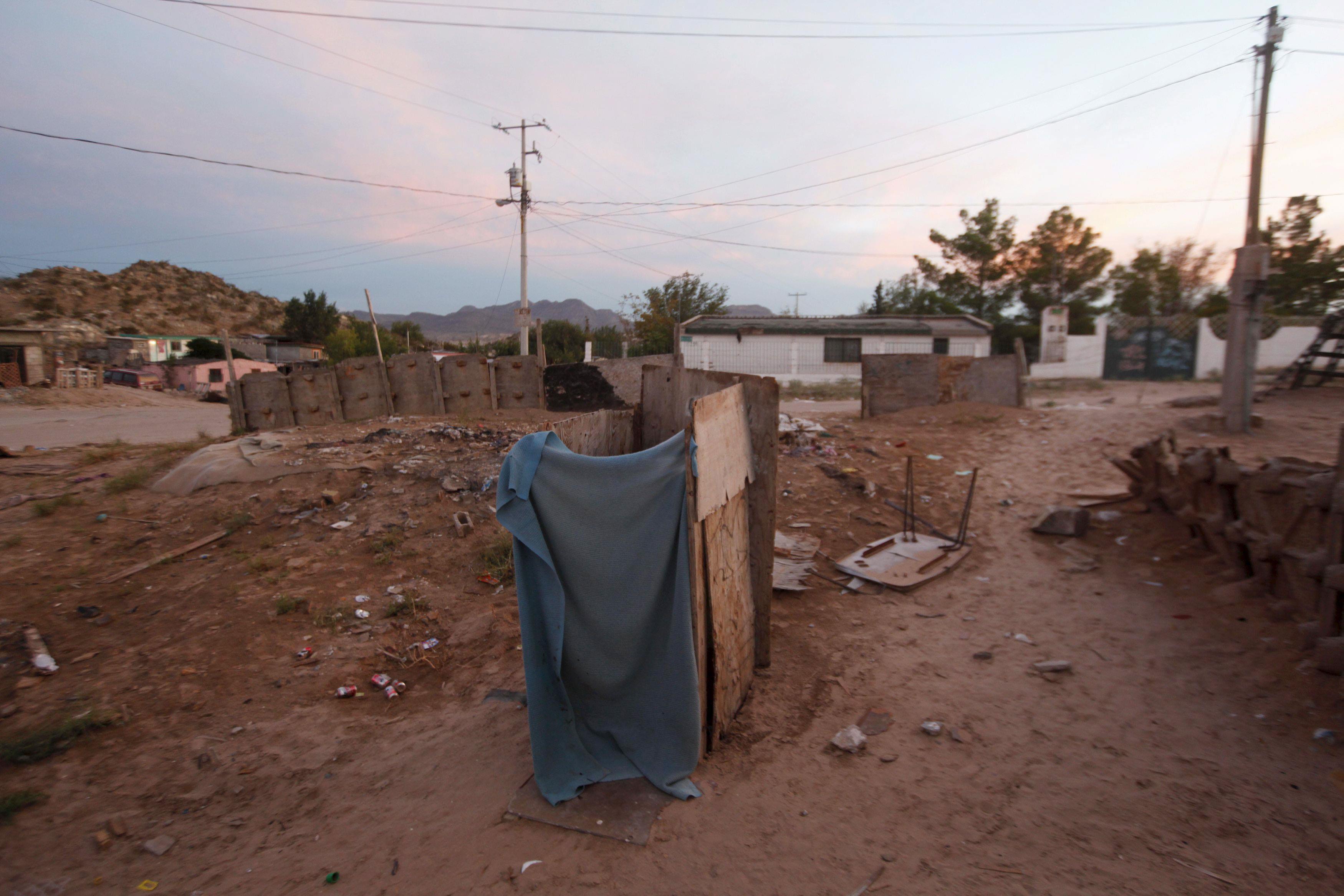 The Wider Image: Around the world in 45 toilets