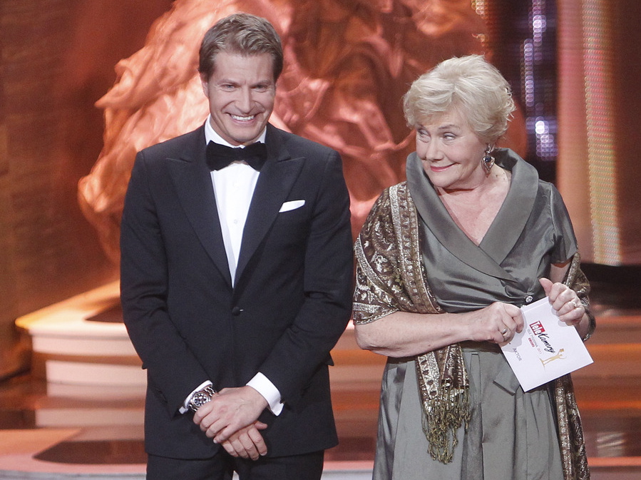 Teresa Lipowska i Johan Larson