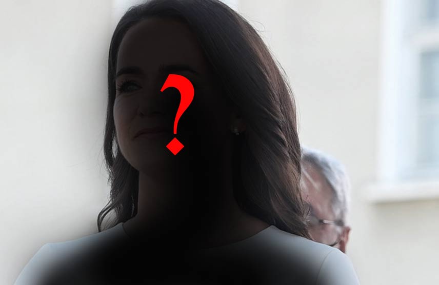 Nem hiszi el, idén melyik híres magyar nőről készült fürdőruhás képeket nézték meg a legtöbben nálunk – fotók