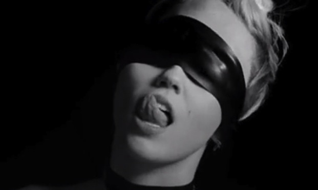 Miley Cyrus w klipie do piosenki