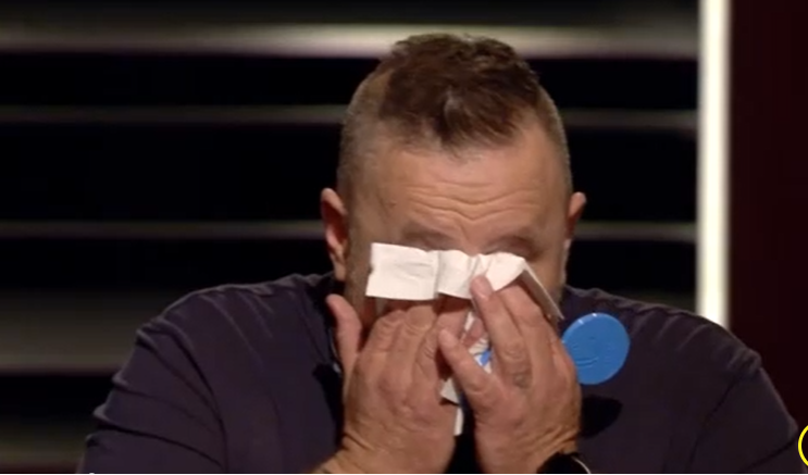 "A vesztedbe szaladsz!" Mi történt? Sírva kért több tiszteletet a Cápák között sztárja - videón a kiborulás