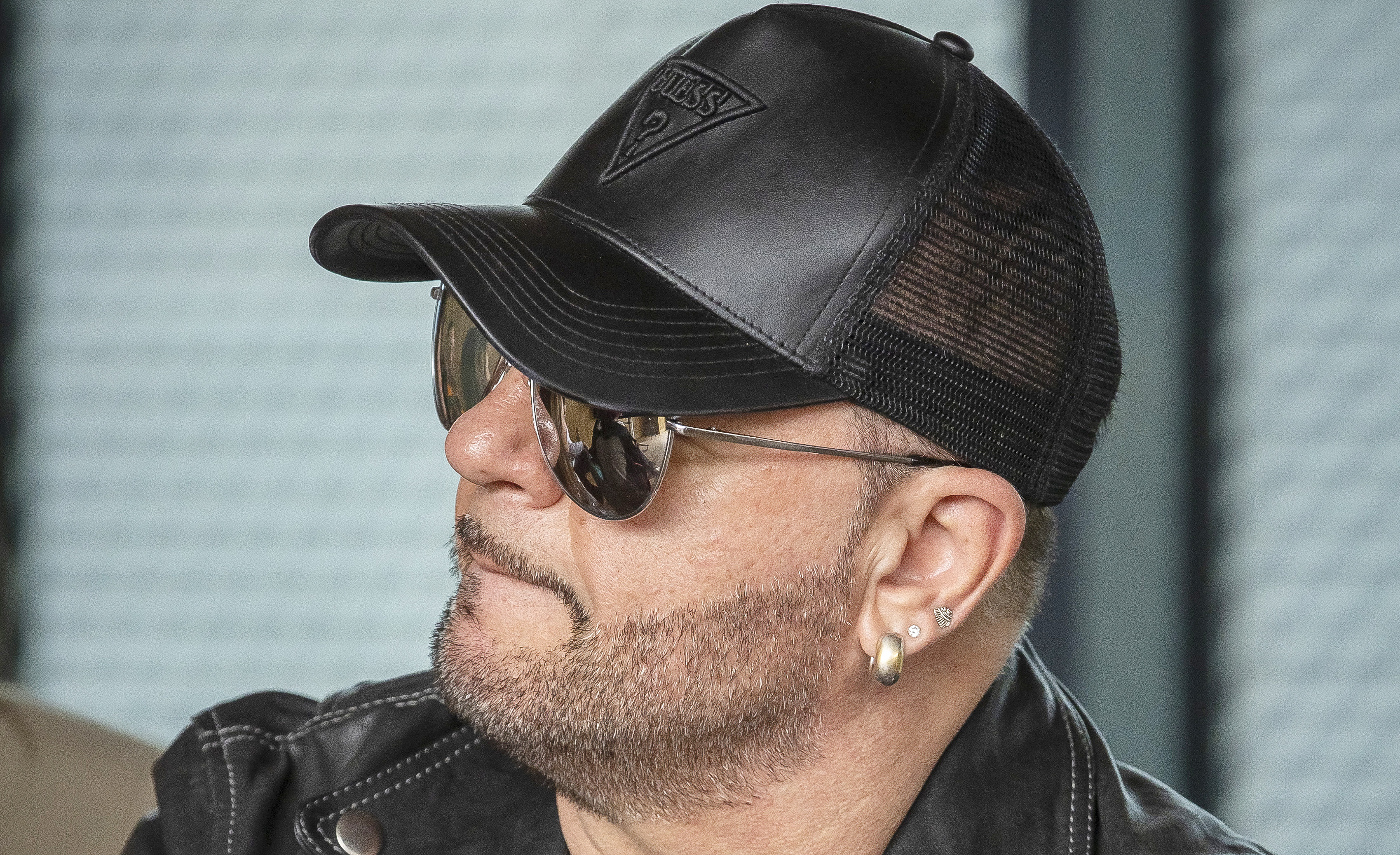 Hihetetlen, mit művelt a delfinekkel Kozso – fotó