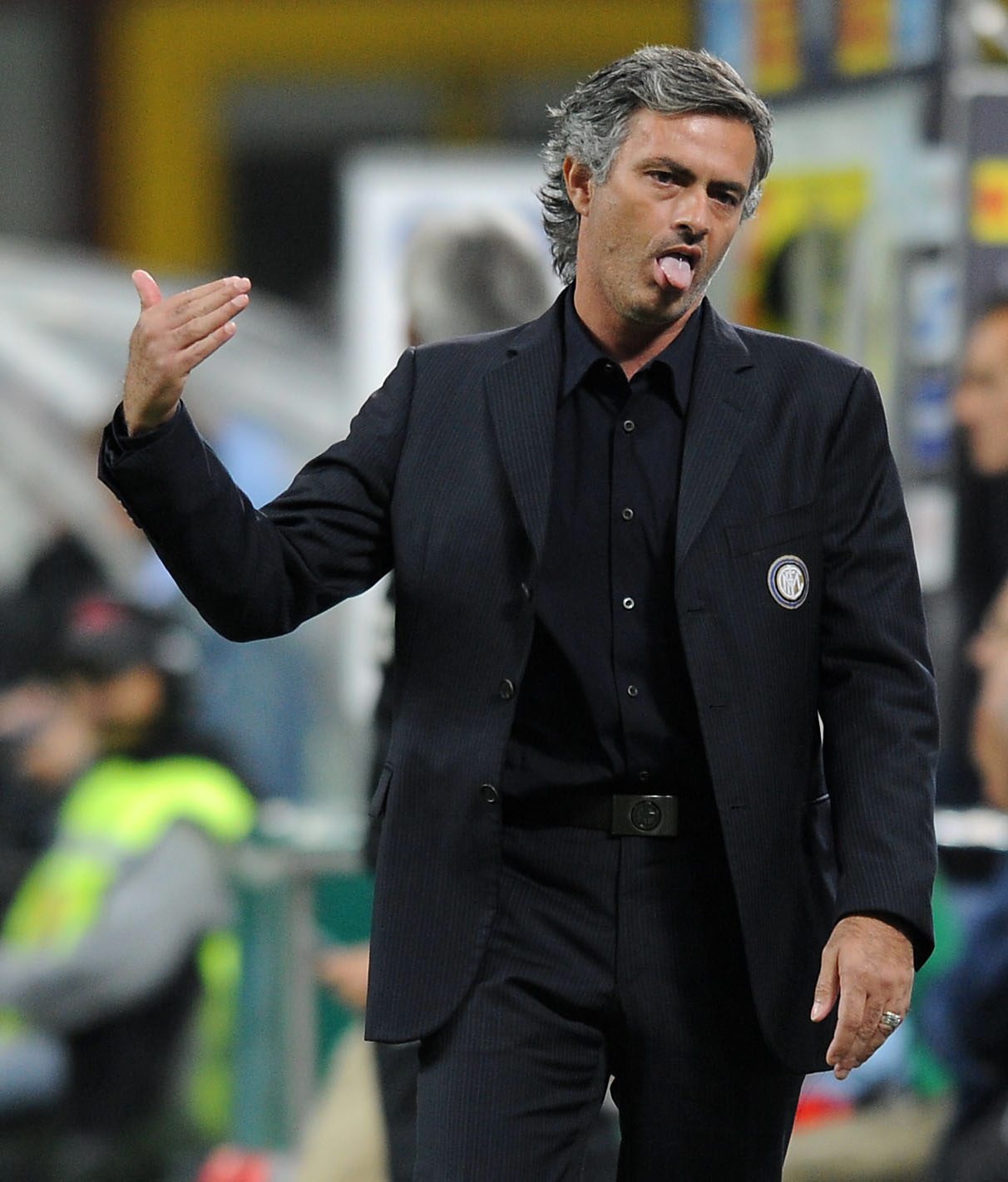 Również w swoim pierwszym sezonie pracy w FC Porto, Mourinho zdobył Puchar UEFA, a rok później (2004) triumfował w Lidze Mistrzów.