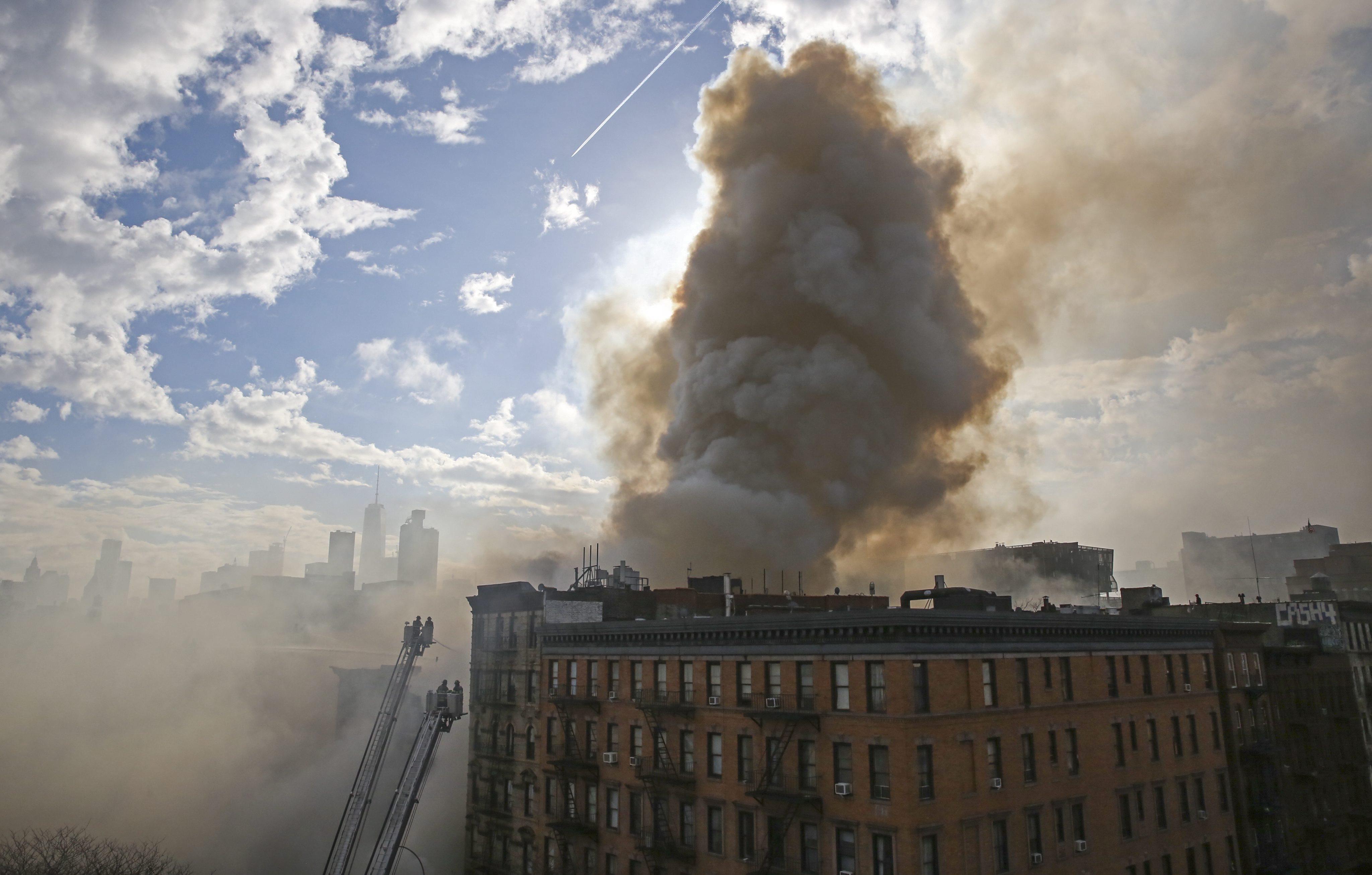 USA NEW YORK BUILDING COLLAPSE