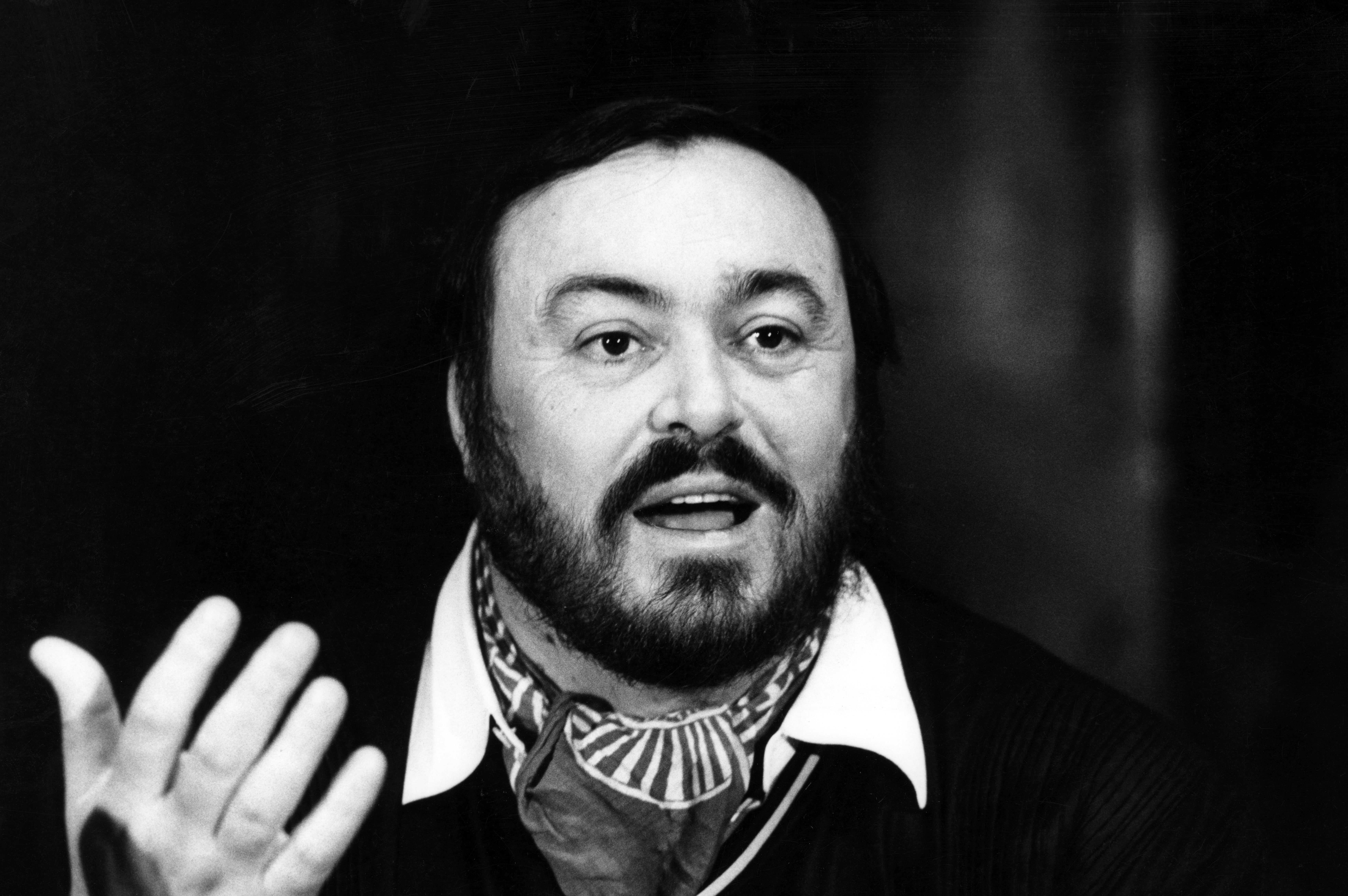 Luciano Pavarotti - a nagy trubadúr, aki hitt abban, hogy a zene  megmentheti a világot - kiskegyed.hu