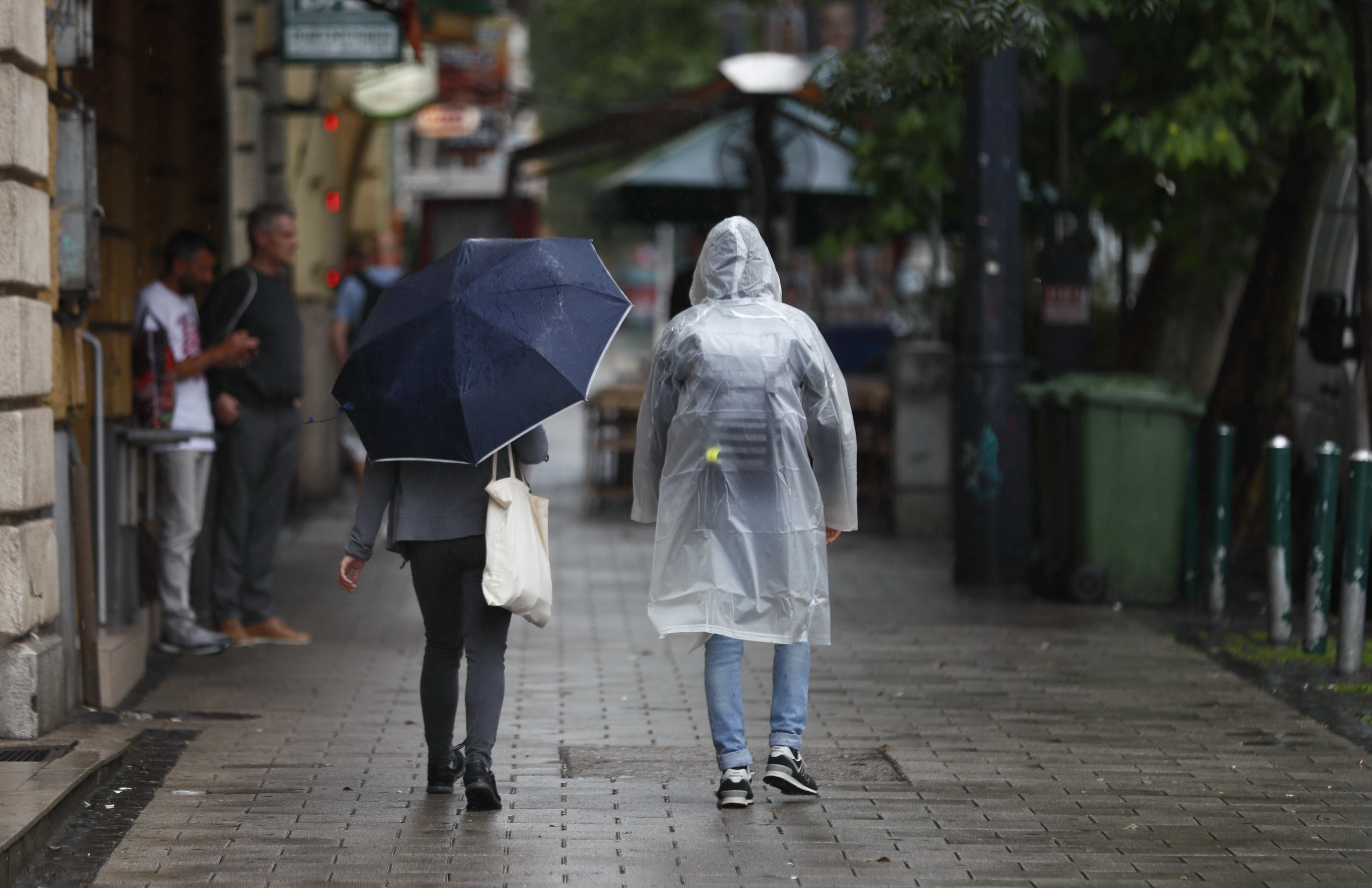 Nincs jó hírünk a hétvégi időjárásról: a mai naptól ronggyá ázunk