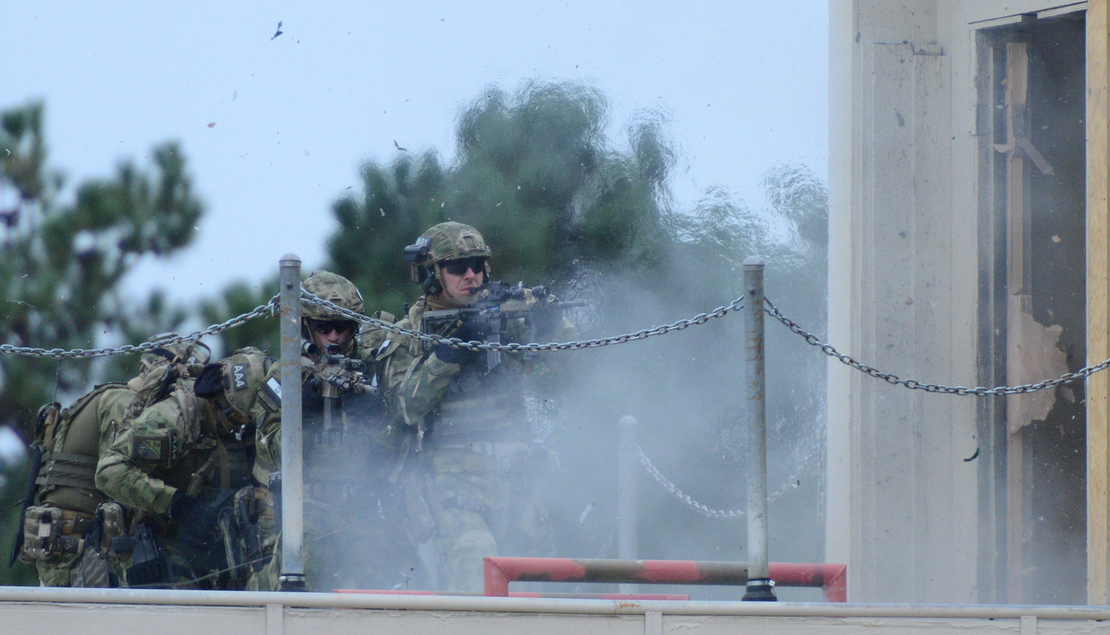 Prezydent Bronisław Komorowski podczas wizyty w bazie wojskowej Fort Bragg