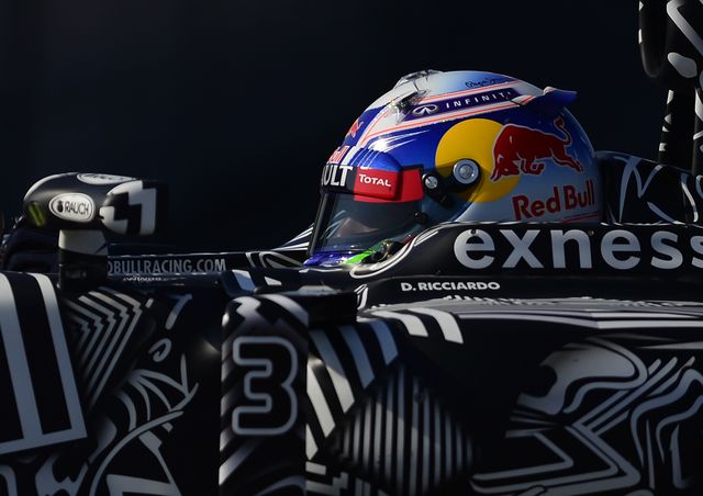 V piatok v Barcelone najrýchlejší Ricciardo, Hamilton opäť v kokpite