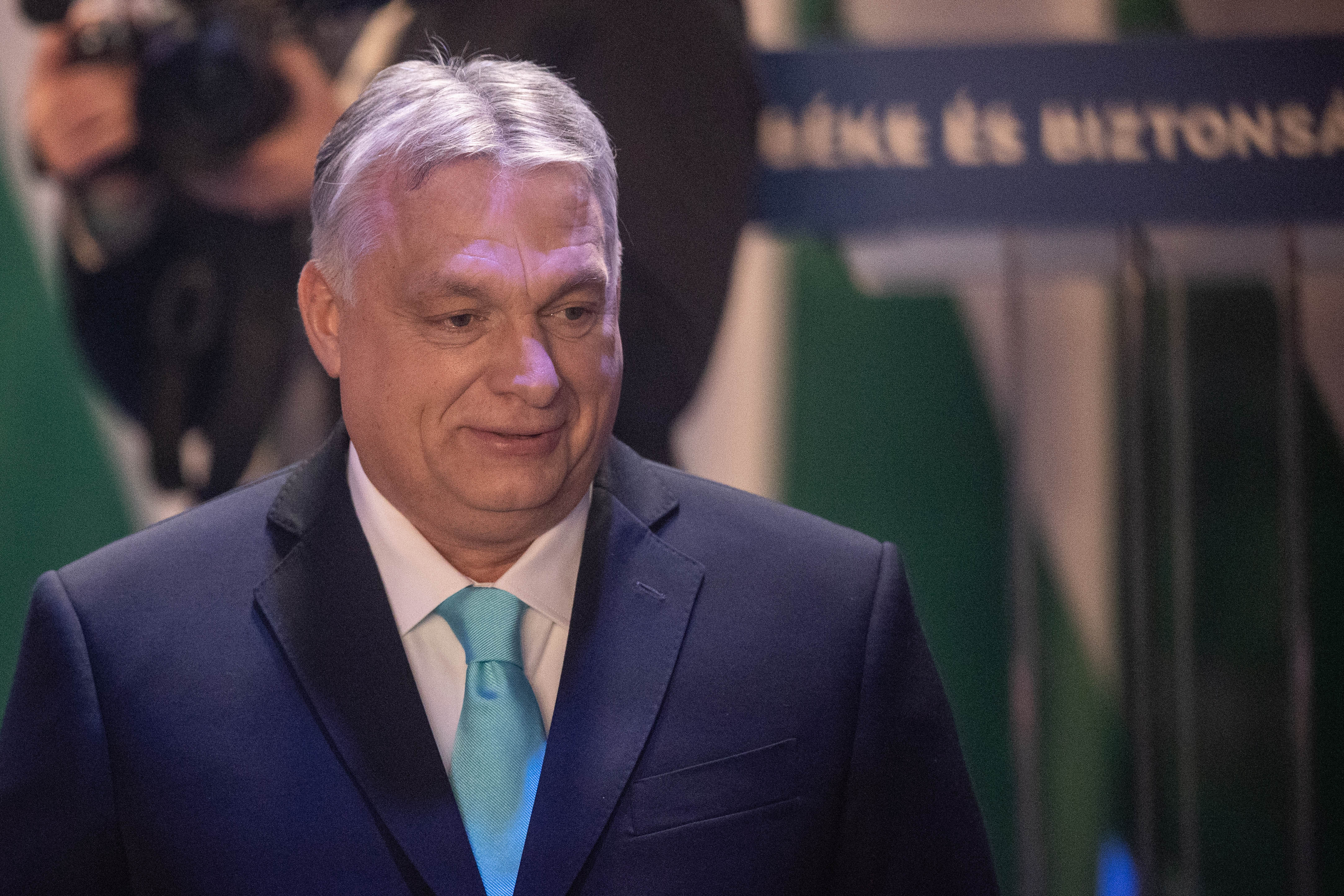 Szerbiában reggelizik Orbán Viktor