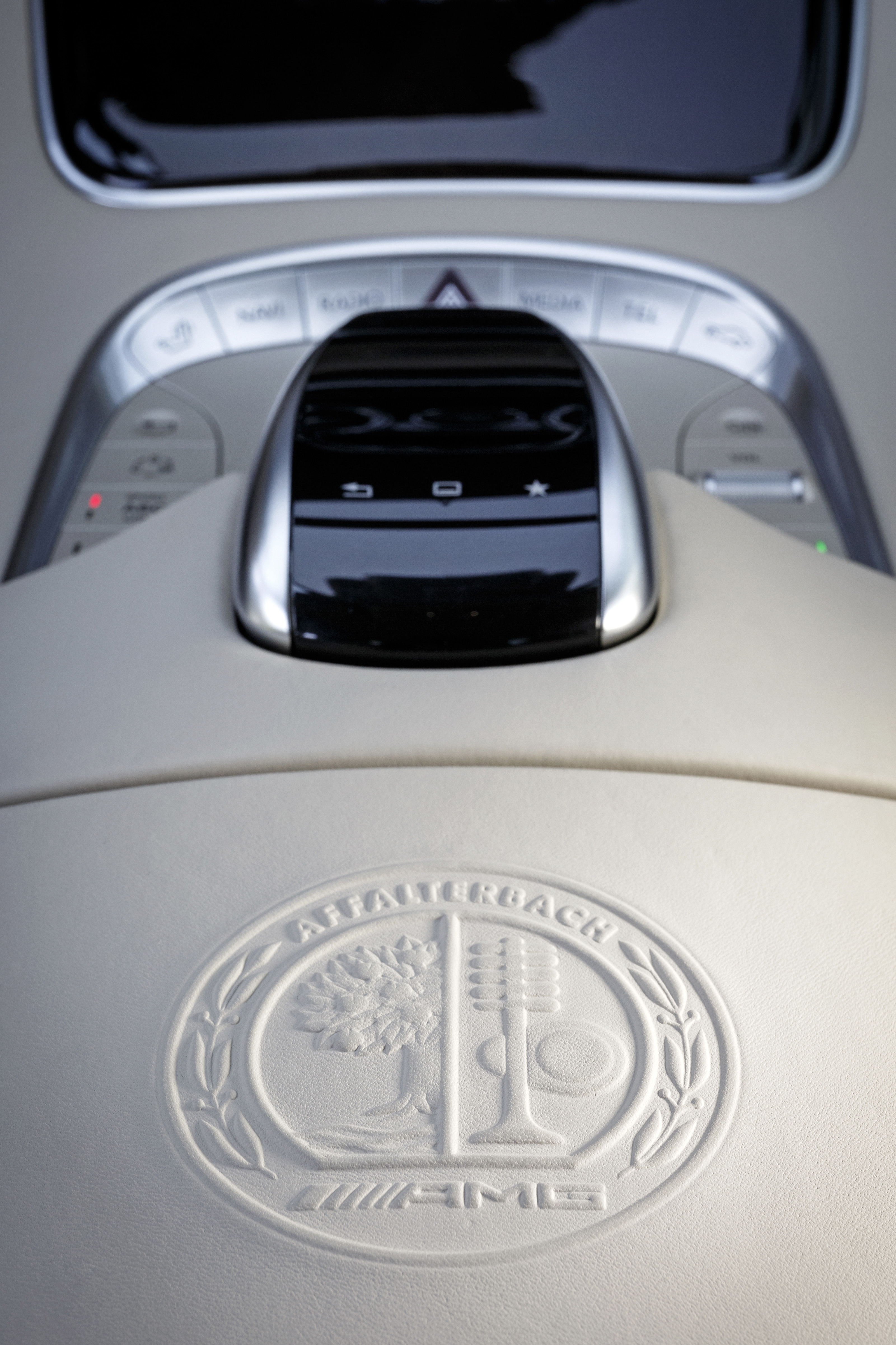 Mercedes S65 AMG