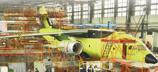 Samolot transportowy An-178