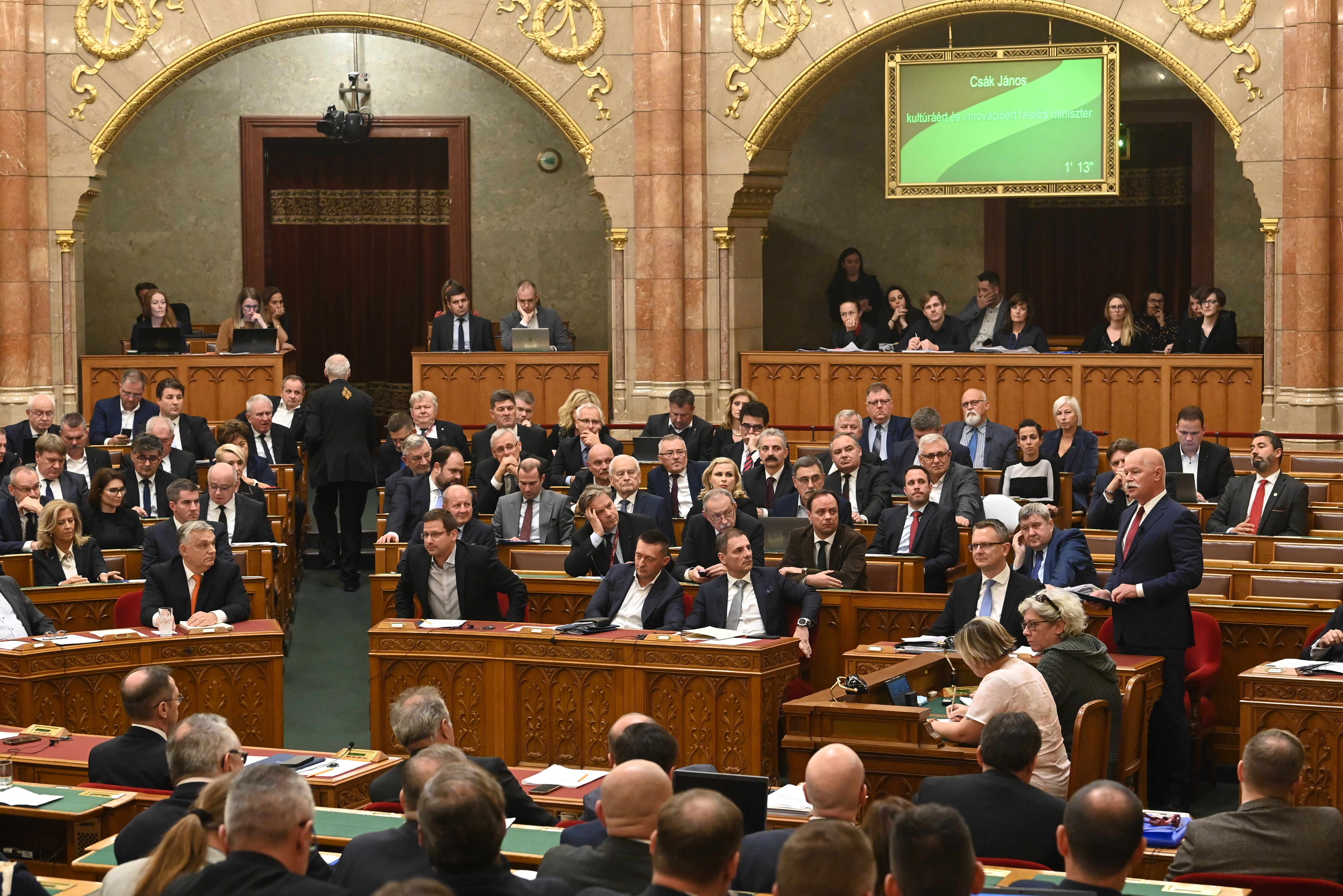 Erről döntenek ma a parlamentben: mutatjuk
