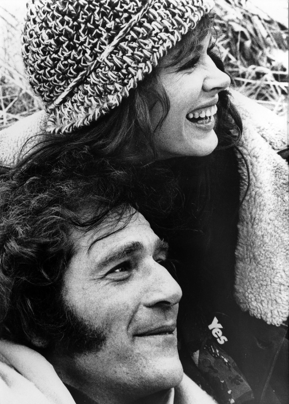 Karen Black i George Segal w filmie