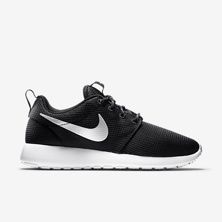 Najmodniejsze buty na wiosn 2015 - wygodne adidasy z tkaniny